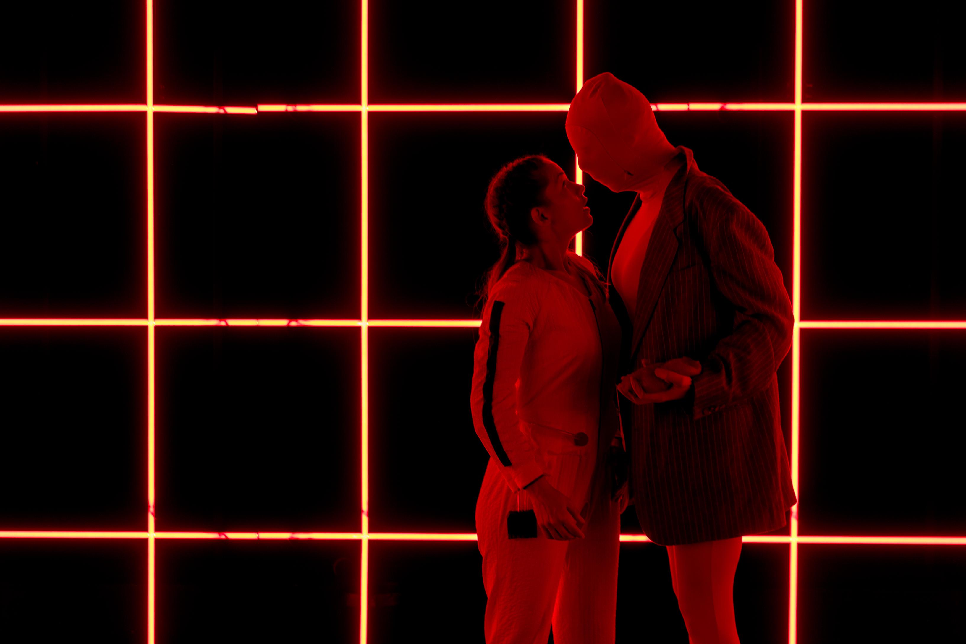 „Herz aus Polyester“ am Deutschen Theater Berlin. Foto Jasmin Schuller