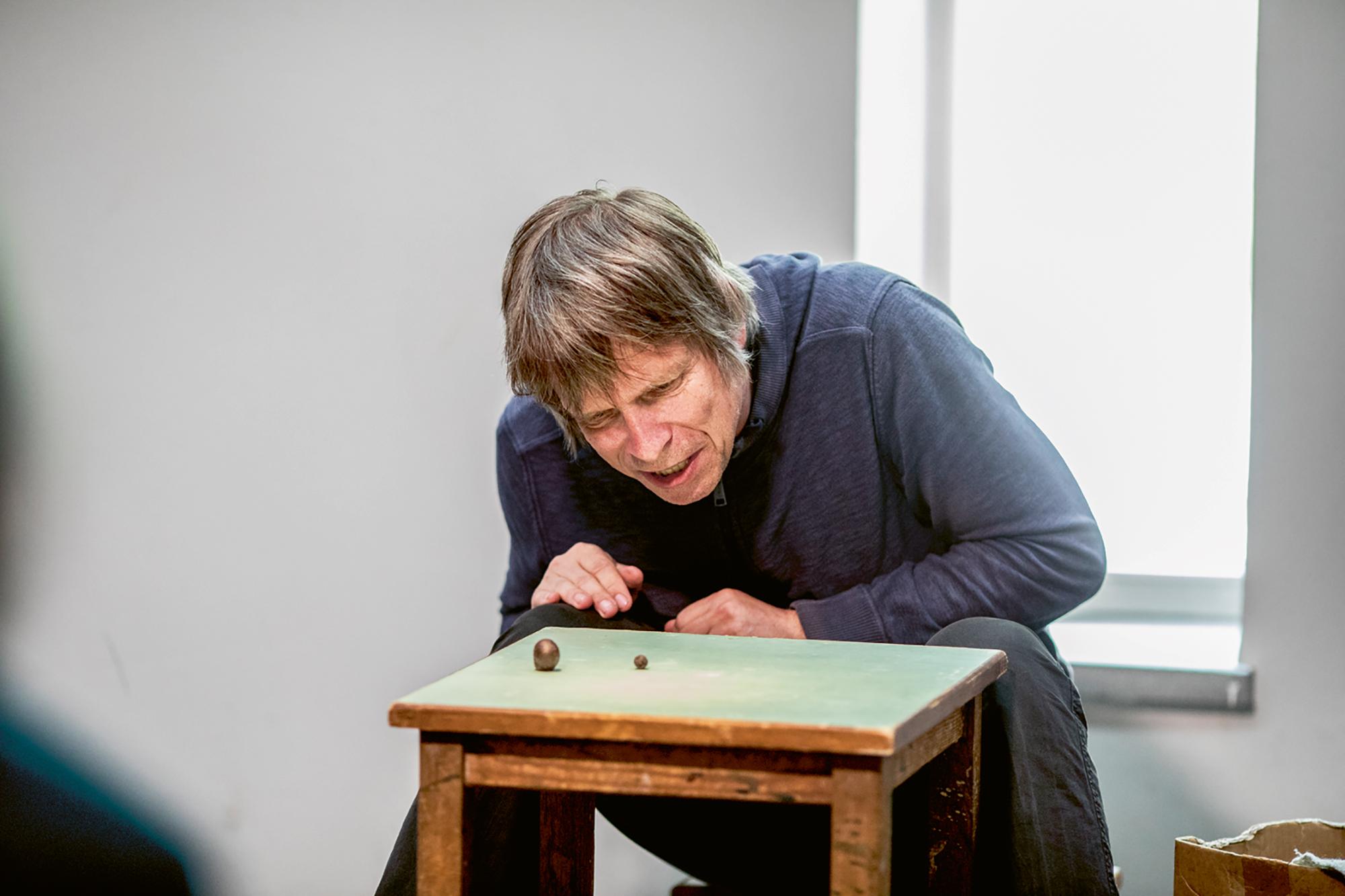 Sind wir Freunde?“, Thalias Kompanons/ Tristan Vogt (DEU). 2023, Foto: Georg Pöhlein