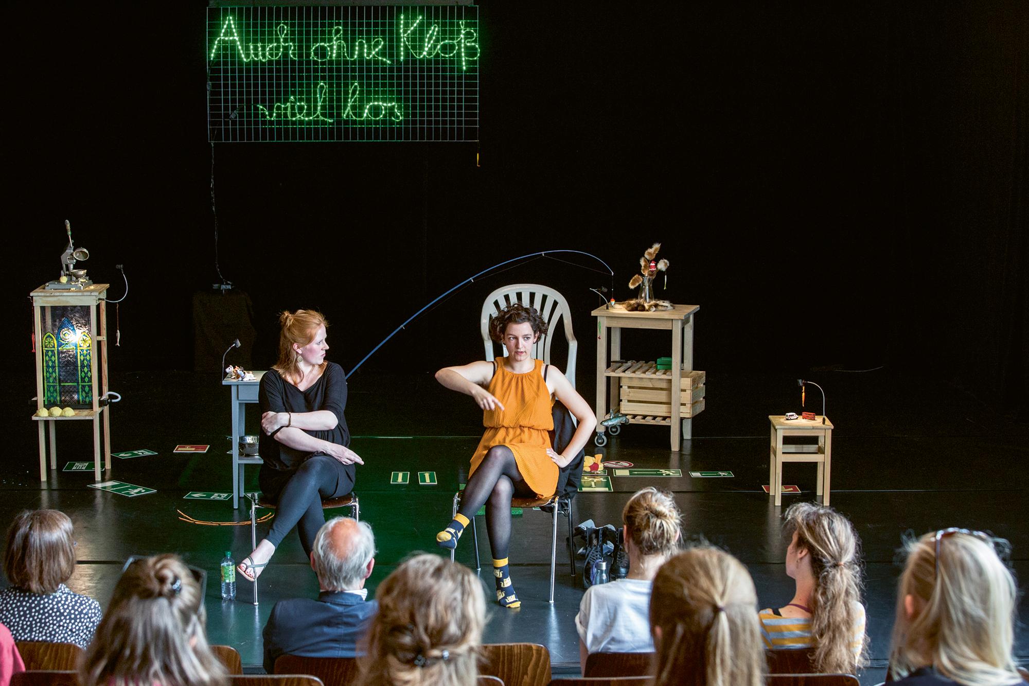 „NOR. Vom Kirchturm kann man die Zugspitze sehen“, Josephine Hock/Diplominszenierung am Studiengang Zeitgenössische Puppenspielkunst der HfS Berlin (DEU), Nachgespräch. Junges Forum 2023