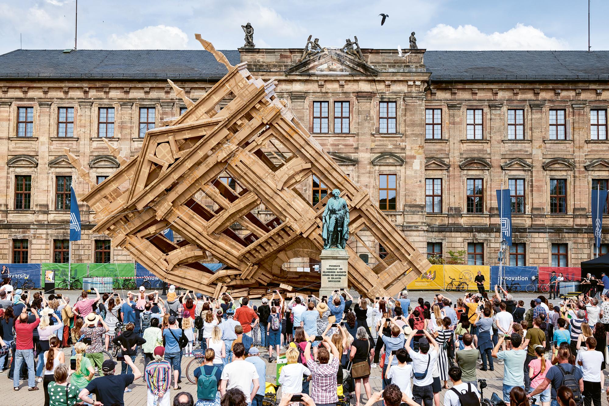 „Ephemeral Buildings“, Olivier Grossetête (FRA), Abriss. 2023