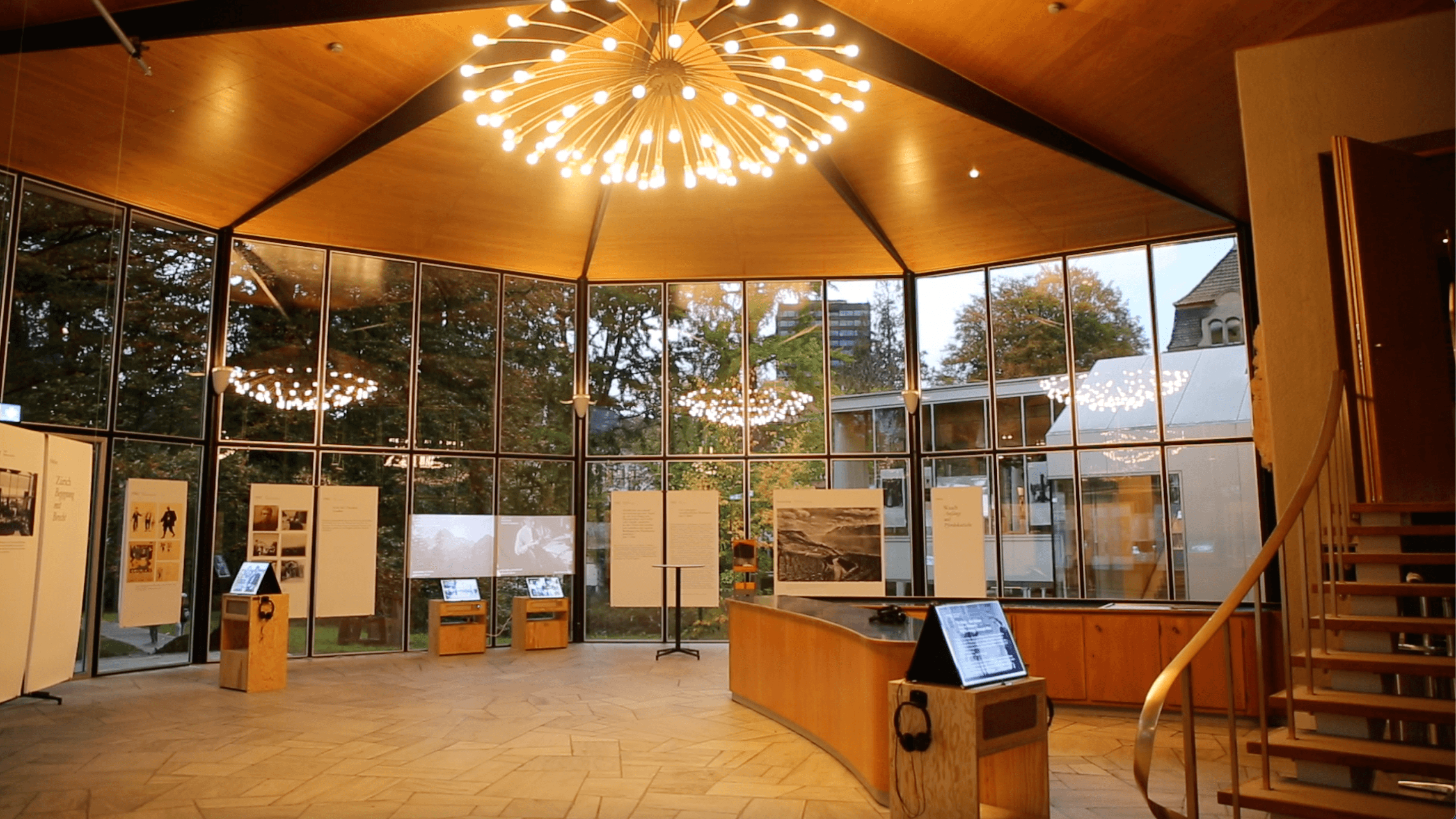 Die Besson-Ausstellung war bereits am Kurtheater Baden zu sehen. Foto Christian Mächler