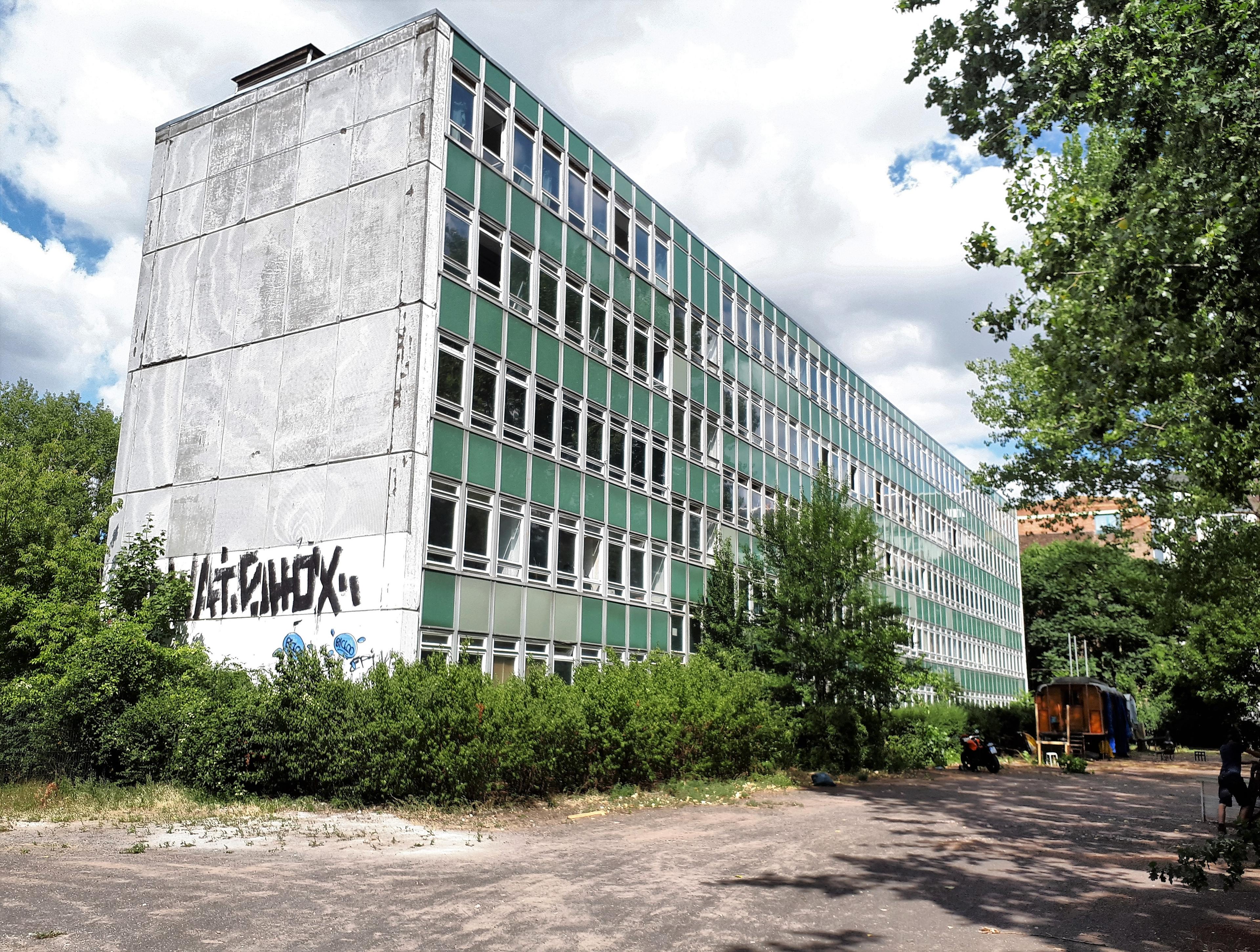 Mitte Neue Jakobstraße ehemaliges Bürogebäude