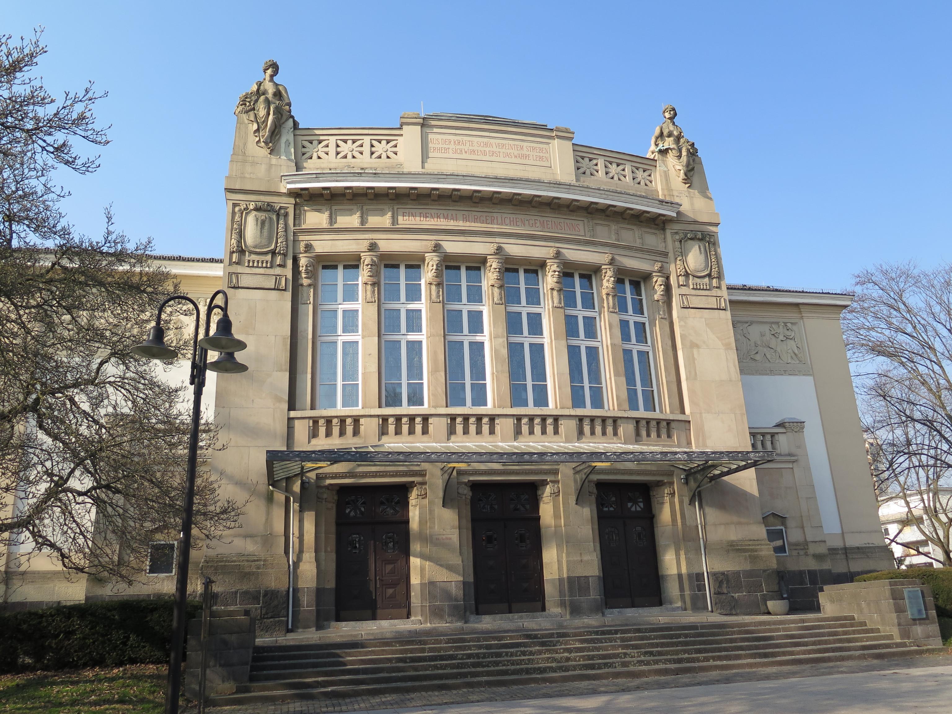 Stadttheater Gießen – Außenansicht