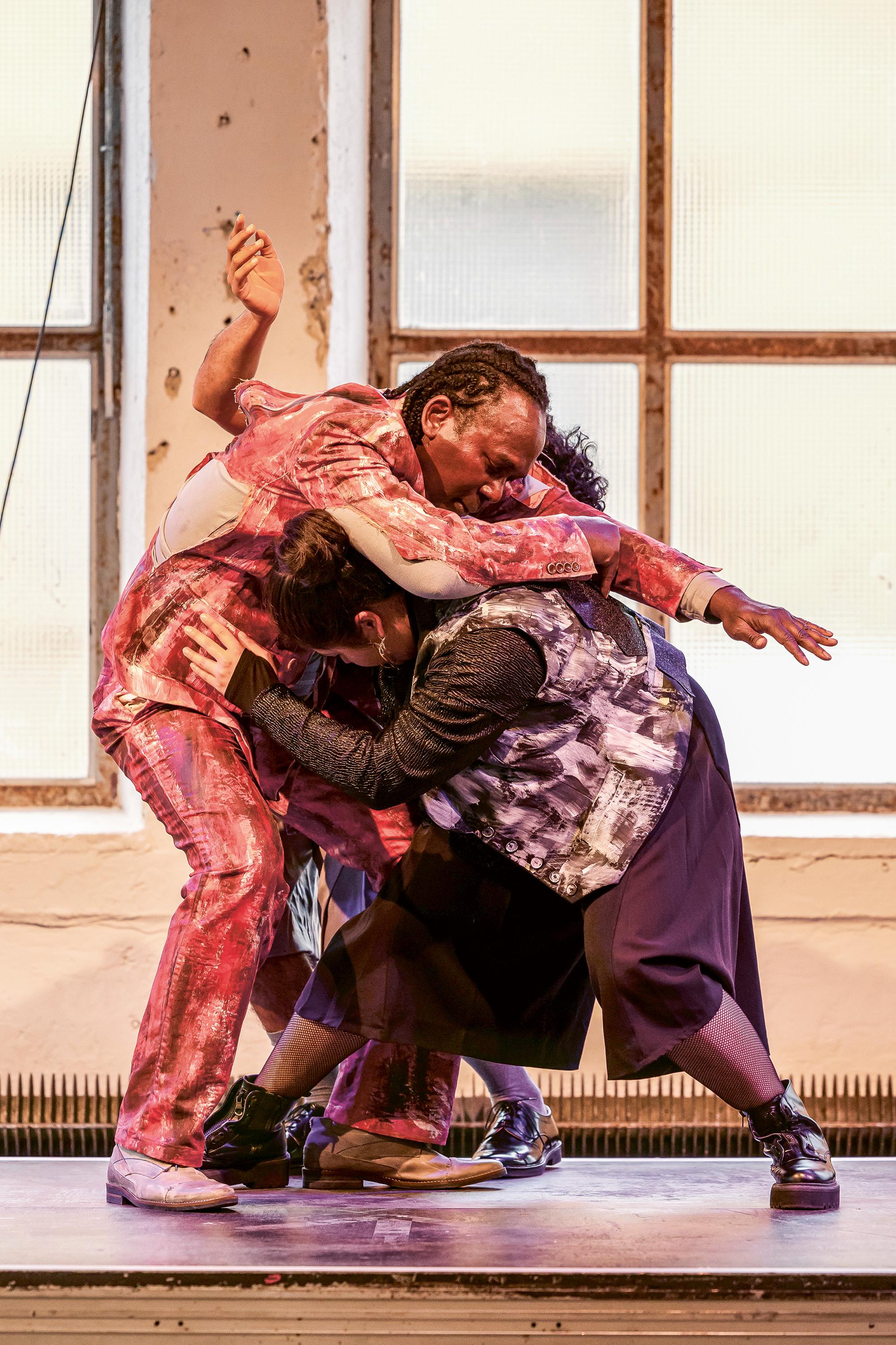 „MORGEN GRAUEN. WELCHE MONSTER KOMMEN NOCH?“ von Hajusom Spurensuche 2023