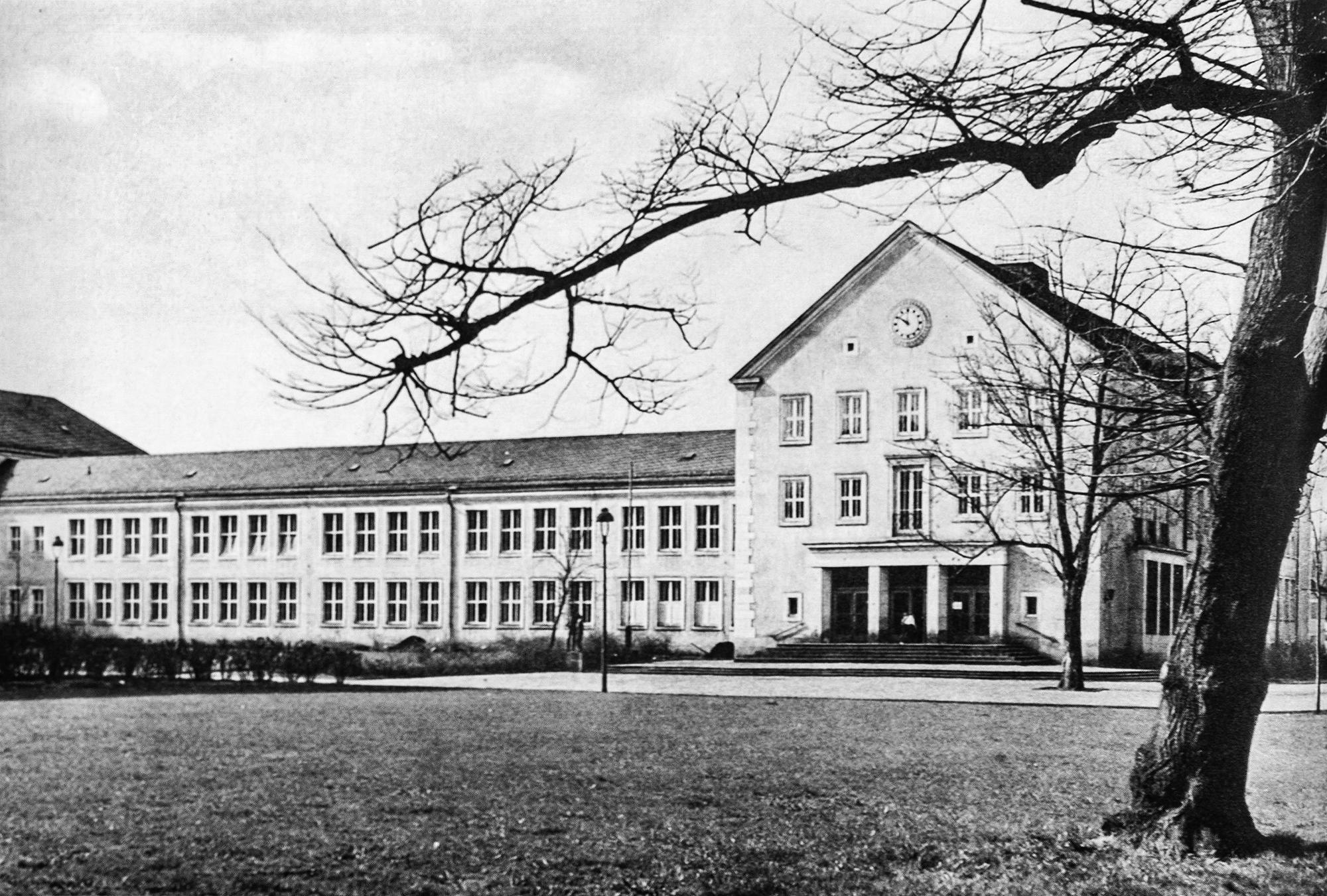 Schule Annenstraße, Reitbahnviertel Chemnitz, Architekt Rudolf Weißer, 1952