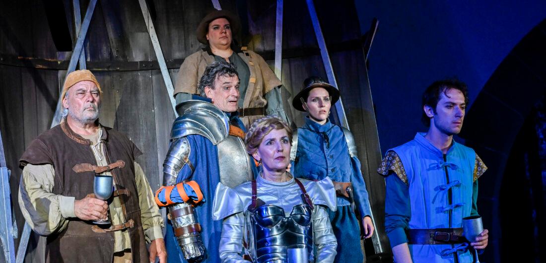 Götz-Jubiläum in Jagsthausen: Seit 75 Jahren zeigen die Burgfestspiele den Klassiker in der Burg, in der der Götz einst lebte.