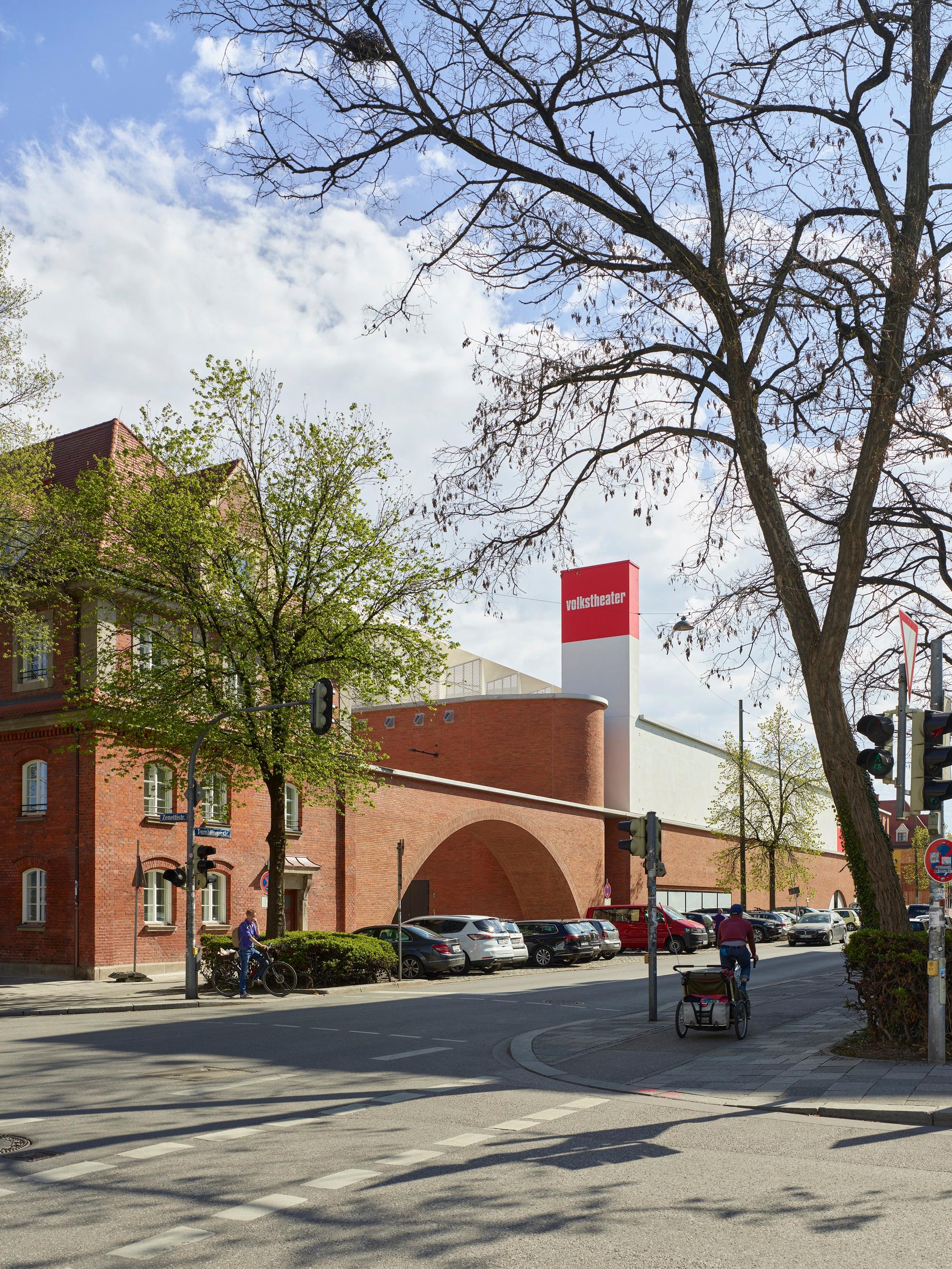 Münchner Volkstheater außen