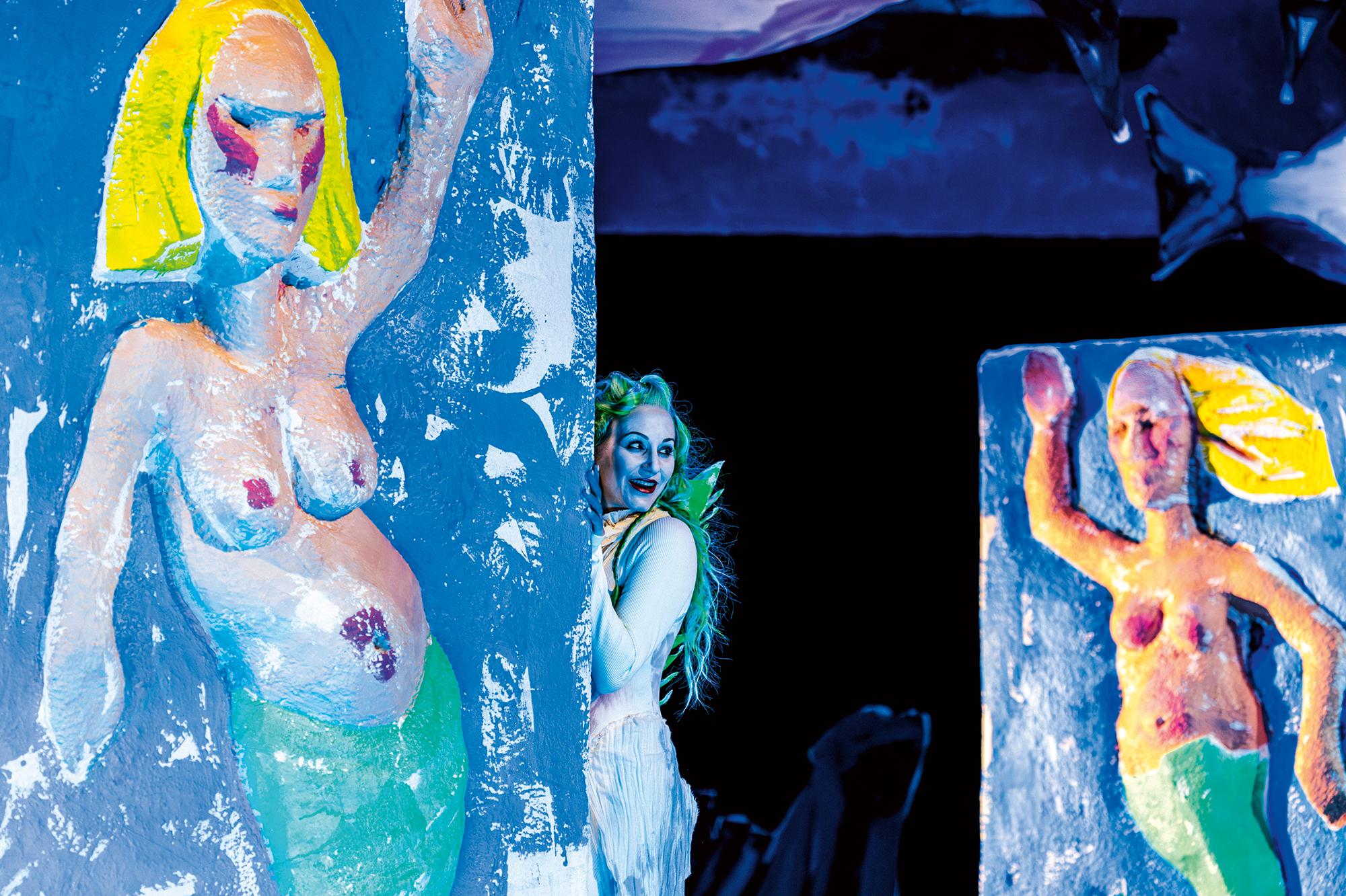„Das Rheingold“ von Richard Wagner am Staatstheater Meiningen. Musikalische Leitung GMD Killian Farrell. Regie, Bühne, Kostüme Markus Lüpertz
