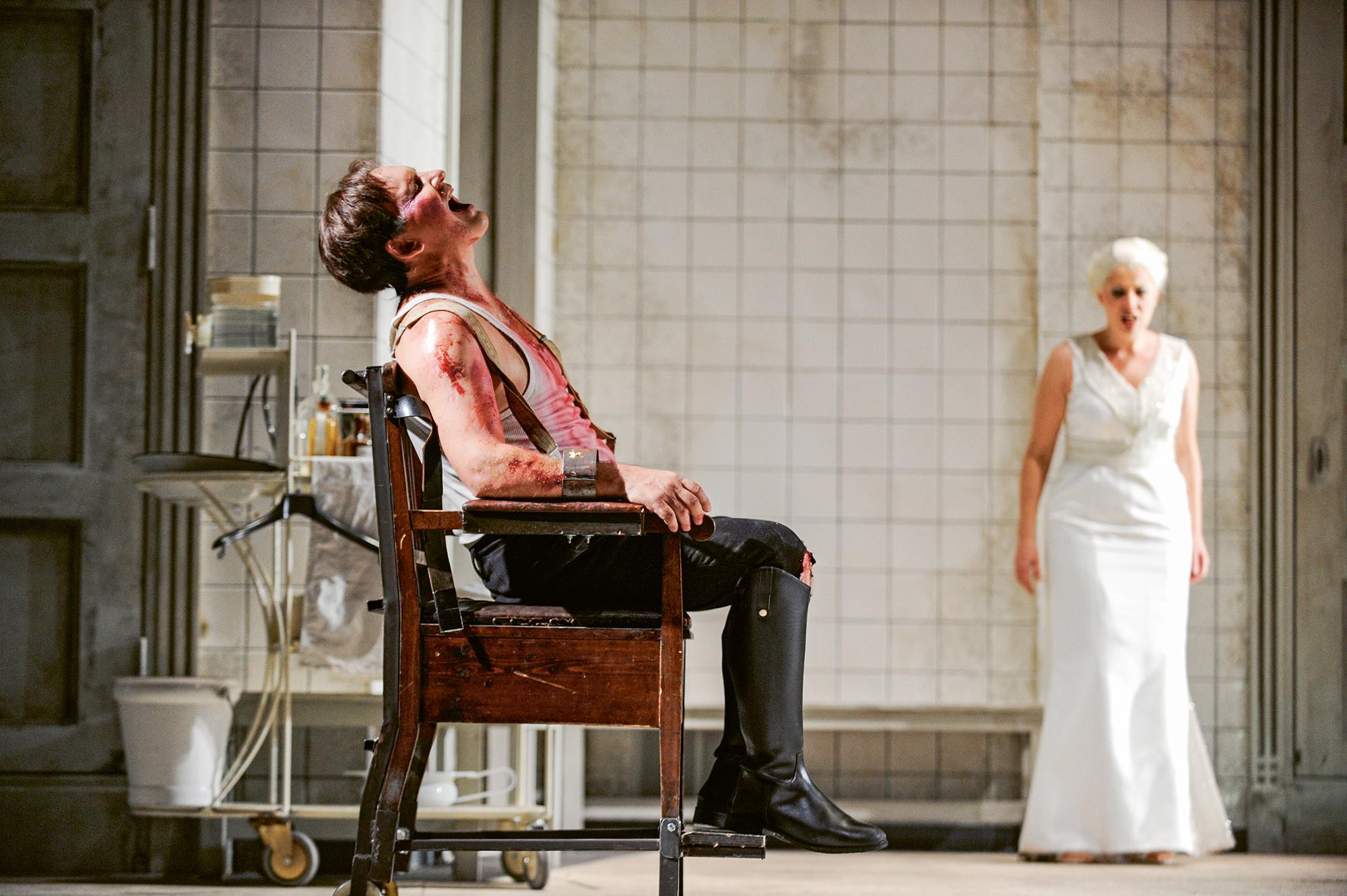 »Aida«, Musikalische Leitung Cornelius Meister, Regie Lydia Steier, 2011/12