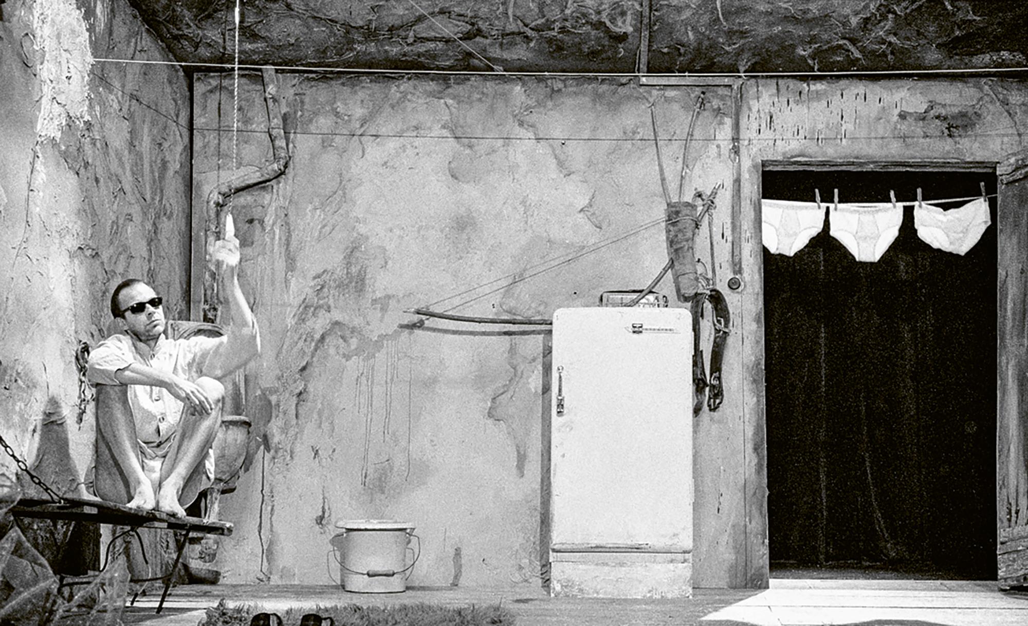„Chiens de Faience“, Théâtre de la Mezzanine (FRA). 1997