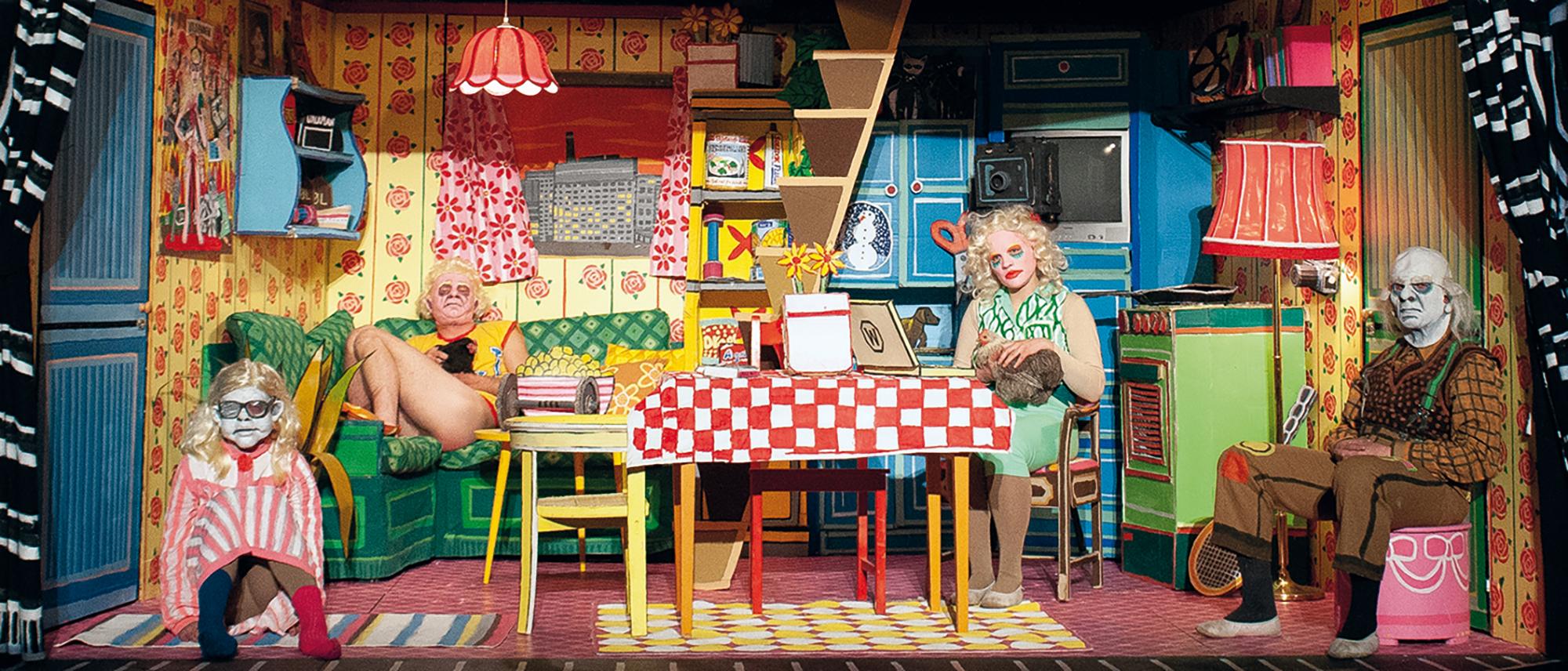77 Szene aus einer der Ibsen-Produktionen von Vegard Vinge und Ida Müller aus den Nuller Jahren: Vildanden (Die Wildente), Bergen International Festival, 2009