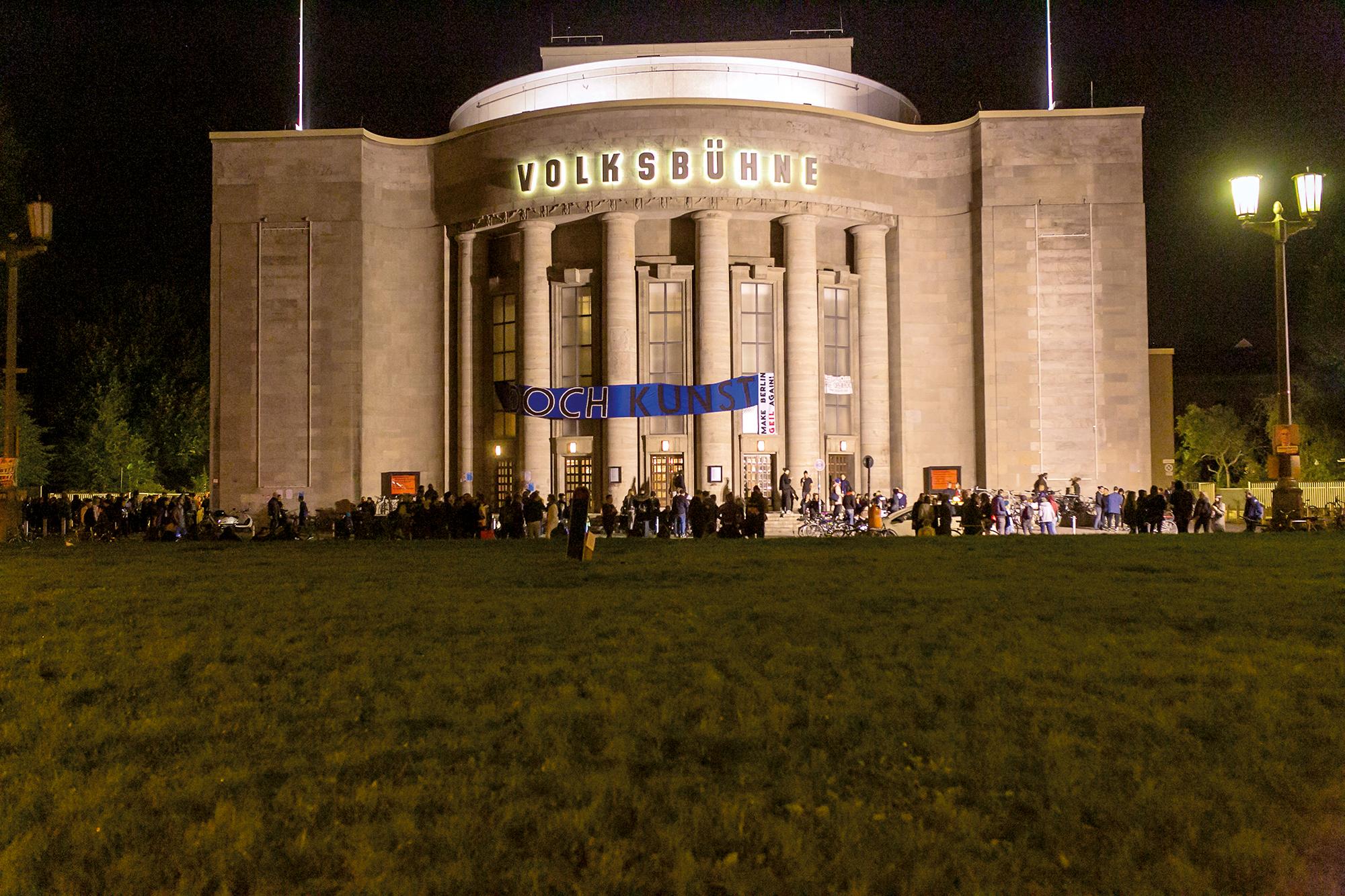 Besetzung der Volksbühne am Rosa-Luxemburg-Platz, 2017