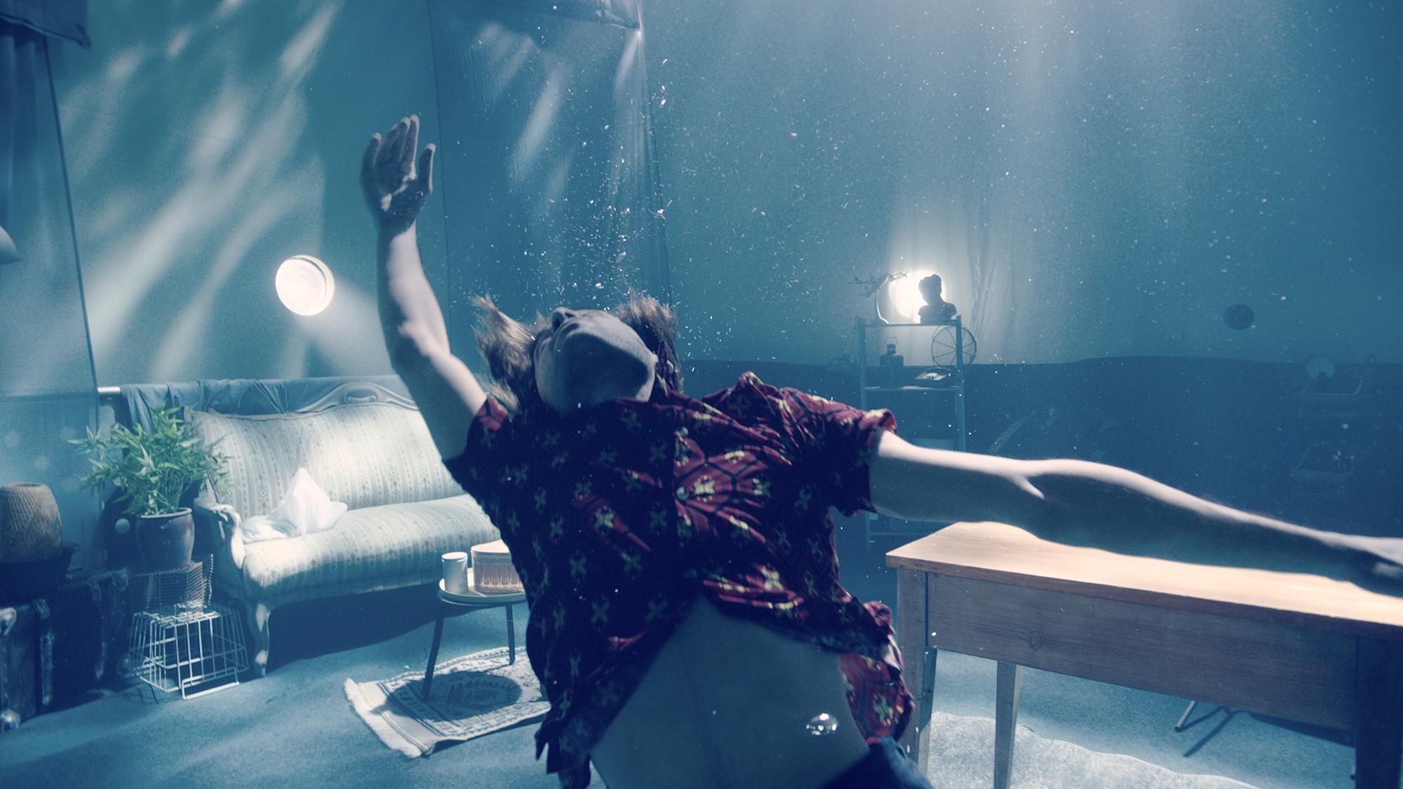 Still aus „Prisoners of the Body“, Regie: Elisa Maria Nadal