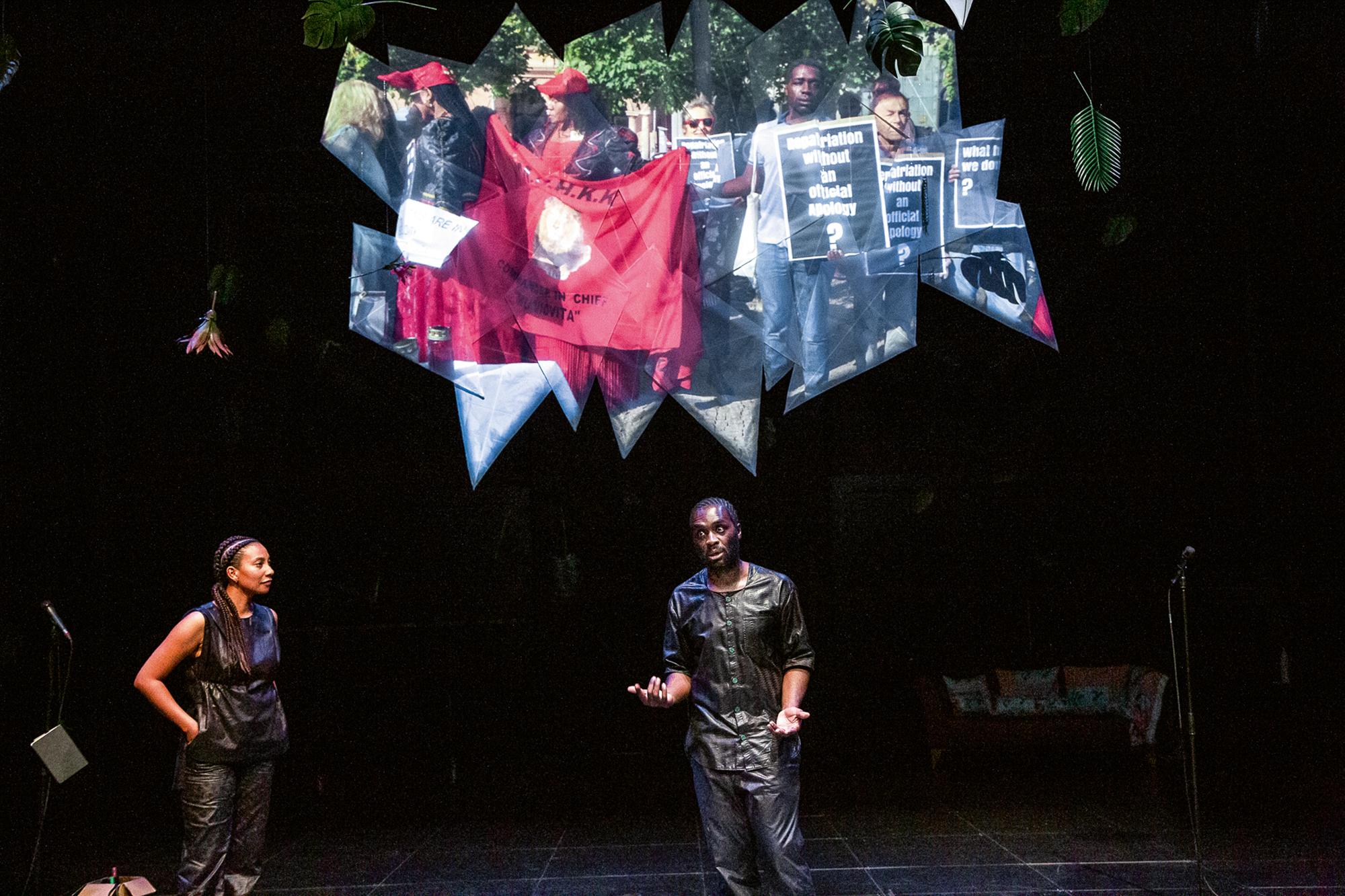 Safi Martin Yé und Cédric Djedje in Szenen aus „Vielleicht“, von Cédric Djedje