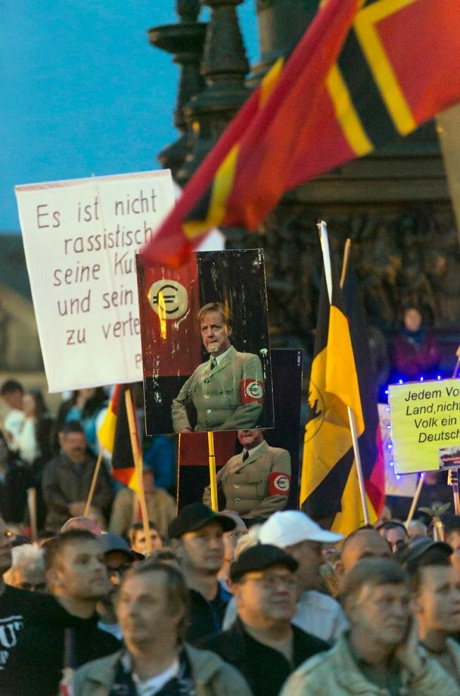 Diffuses Angstgemisch – Die Pegida-Proteste, sagt Tilmann Köhler, richten sich nicht gegen Altersarmut oder soziale Ungerechtigkeit, sondern gegen eine sehr kleine Minderheit. Foto David Baltzer