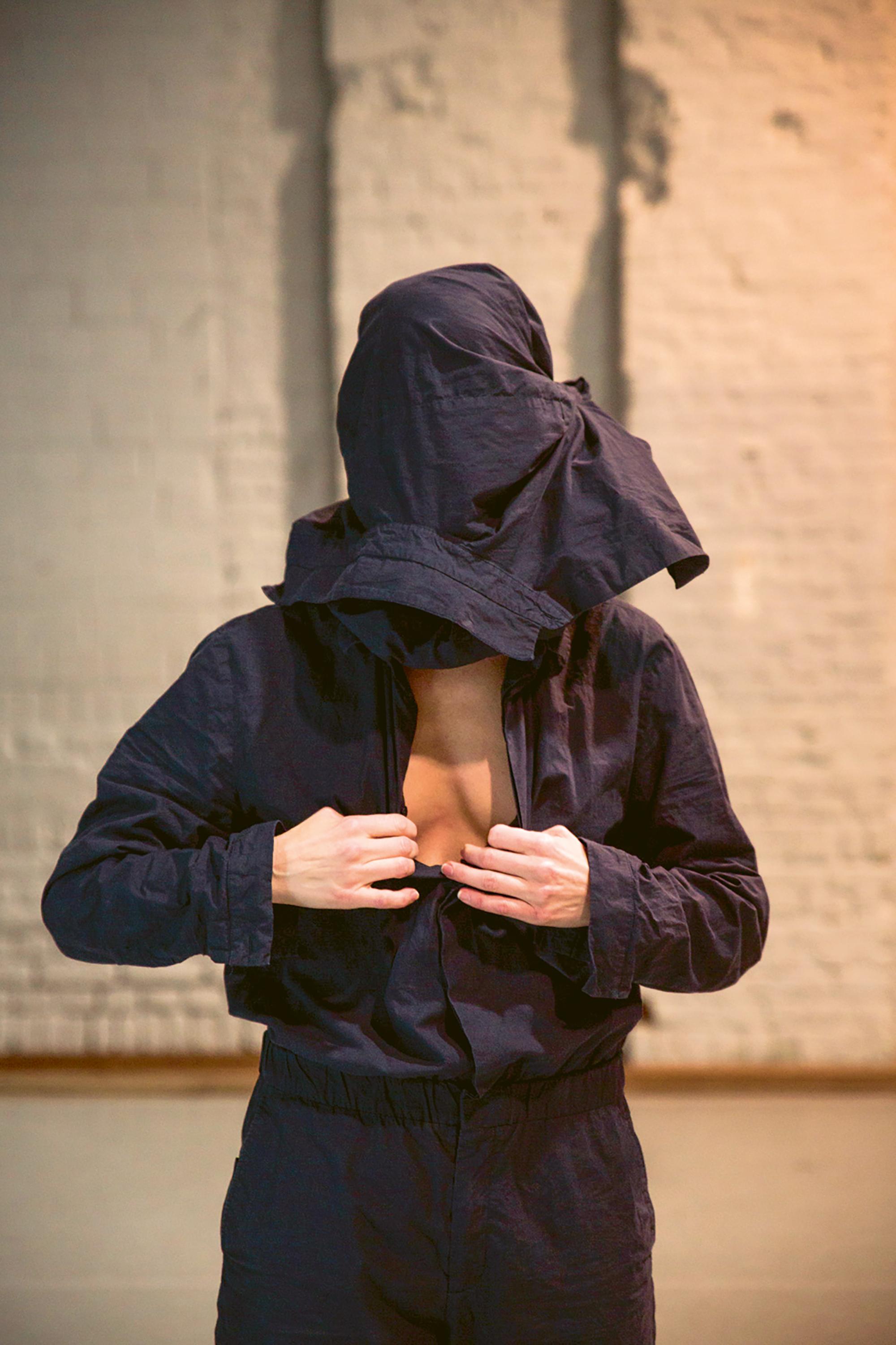 Practicing ANNNA, Anna Pehrsson at tanzhaus nrw in Düsseldorf, 2017