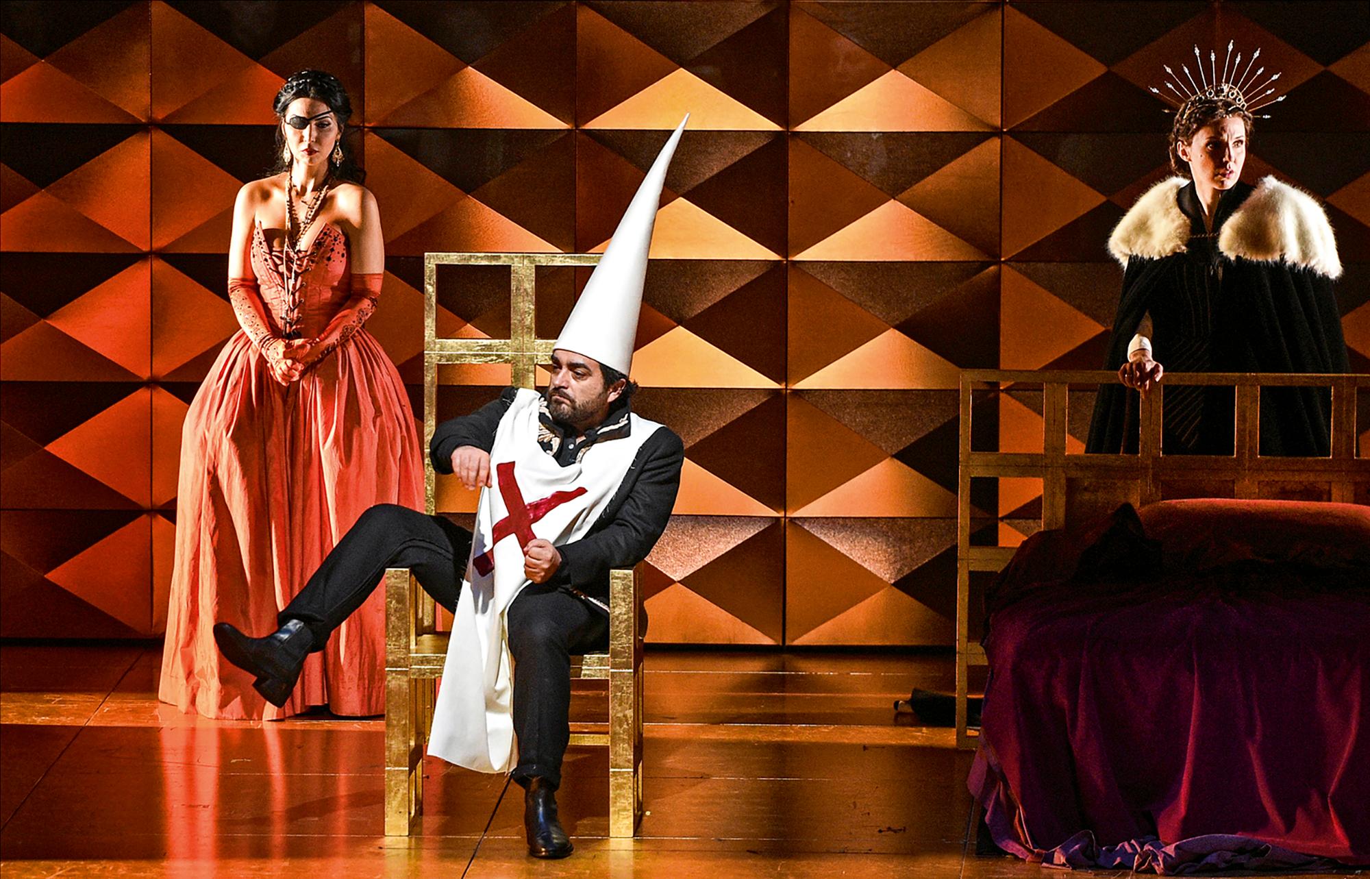 »Don Carlo«, 2016, Ramona Zaharia, Gianluca Terranova, Olesya Golovneva