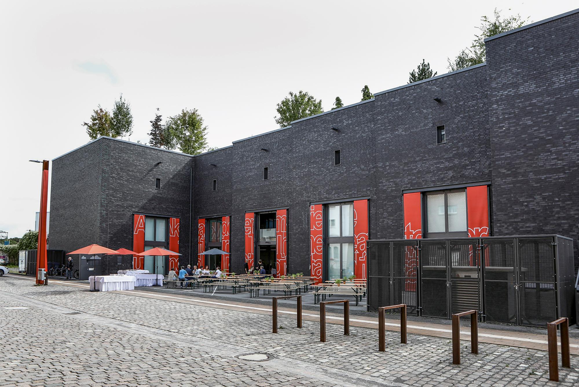 Hausansicht der Akademie für Theater und Digitalität in Dortmund