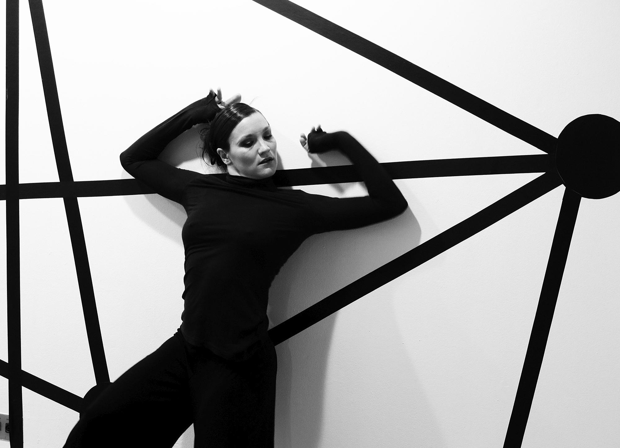 Avatâra Ayuso, Choreografin und Tänzerin, A Million Friends, 2012