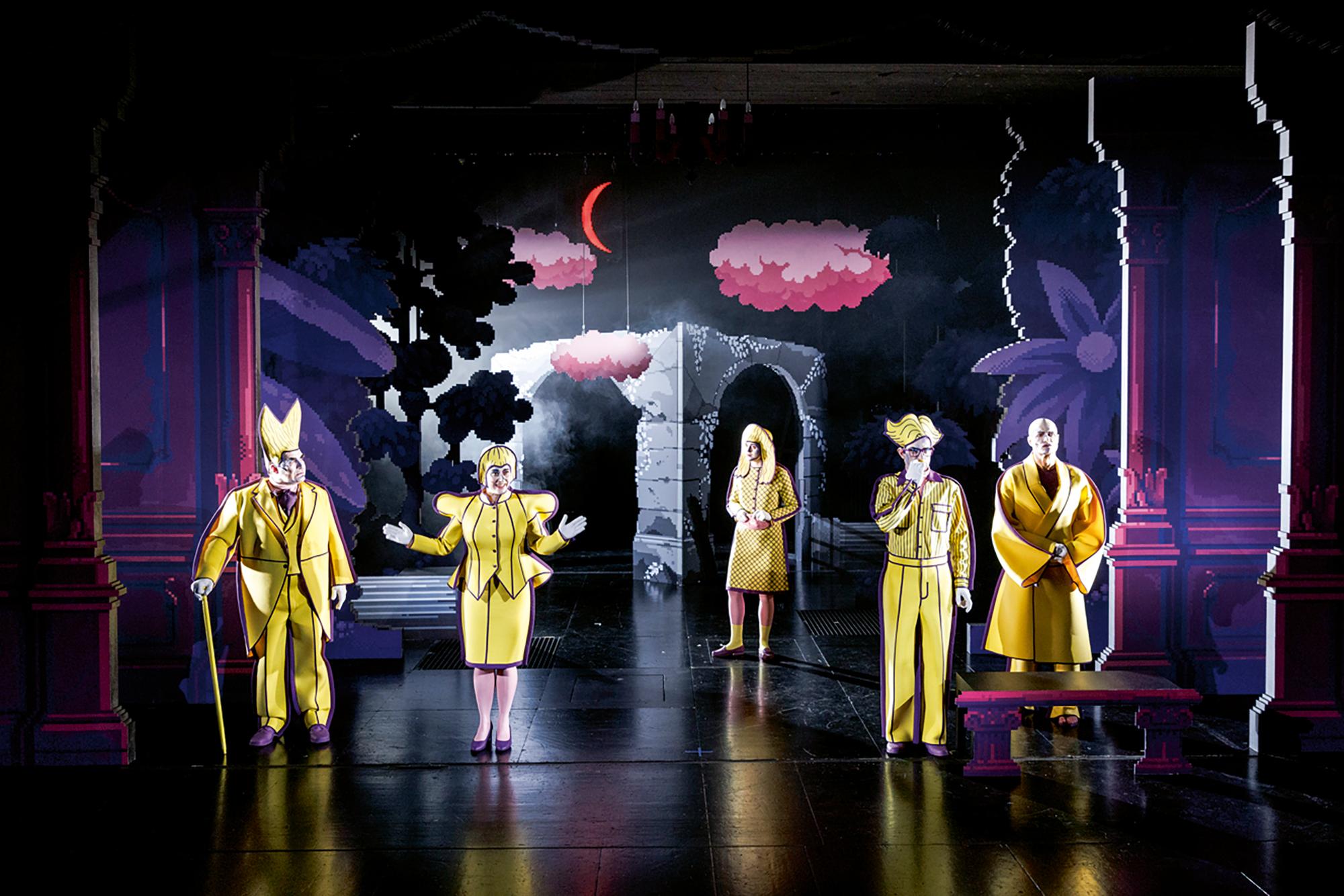 „Unheim“ von Wilke Weermann in eigener Regie am Schauspiel Frankfurt, 2022 (UA). Bühne und Kostüm Johanna Stenzel