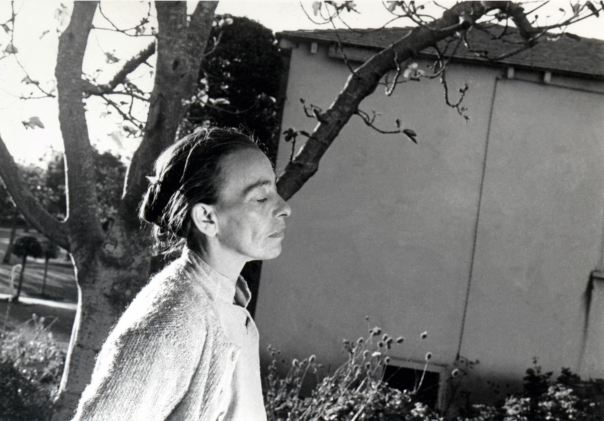 Helene Weigel in Santa Monica im US-Exil, 1940er Jahre