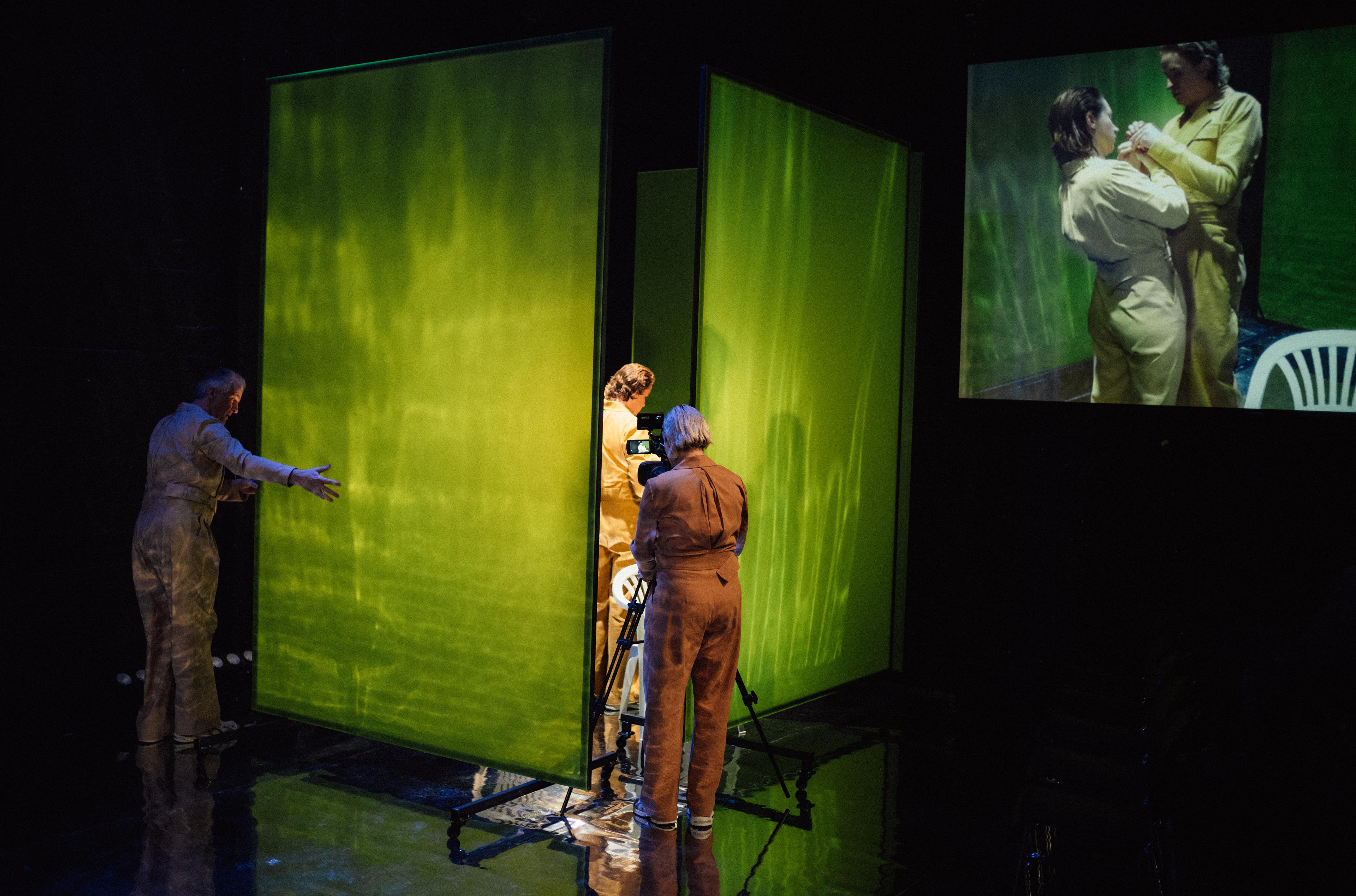 Die Uraufführung von „Sauer“ von Asja Krsmanović am Theater Oberhausen. Foto Lukas Driller