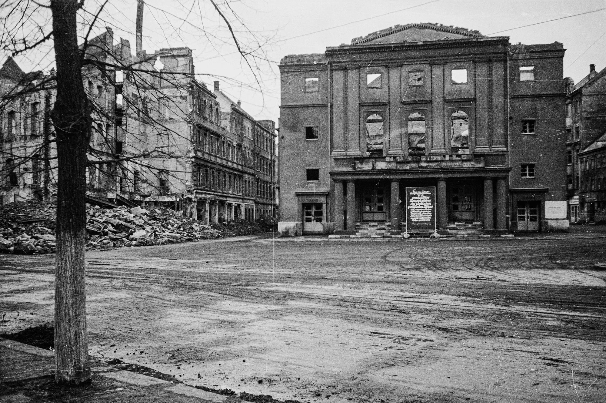 Städtisches Schauspielhaus Chemnitz, Kriegsbeschädigung, Zustand am 3.2.1946