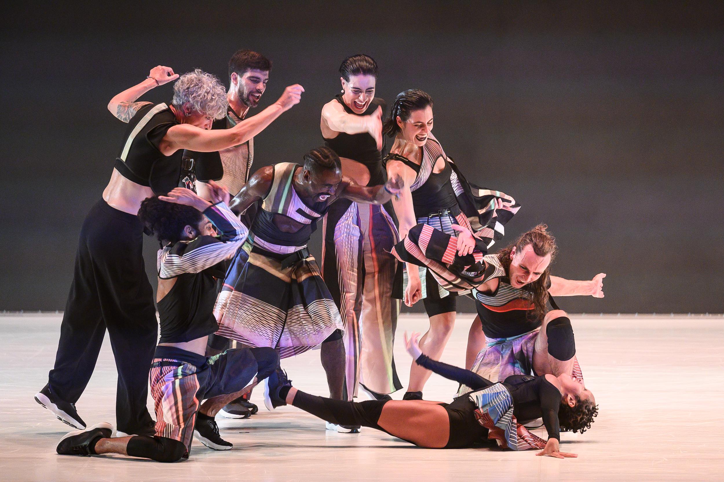 Die Eröffnungsproduktion „Carcaça“ bei Tanz im August in diesem Jahr. Foto José Caldeira