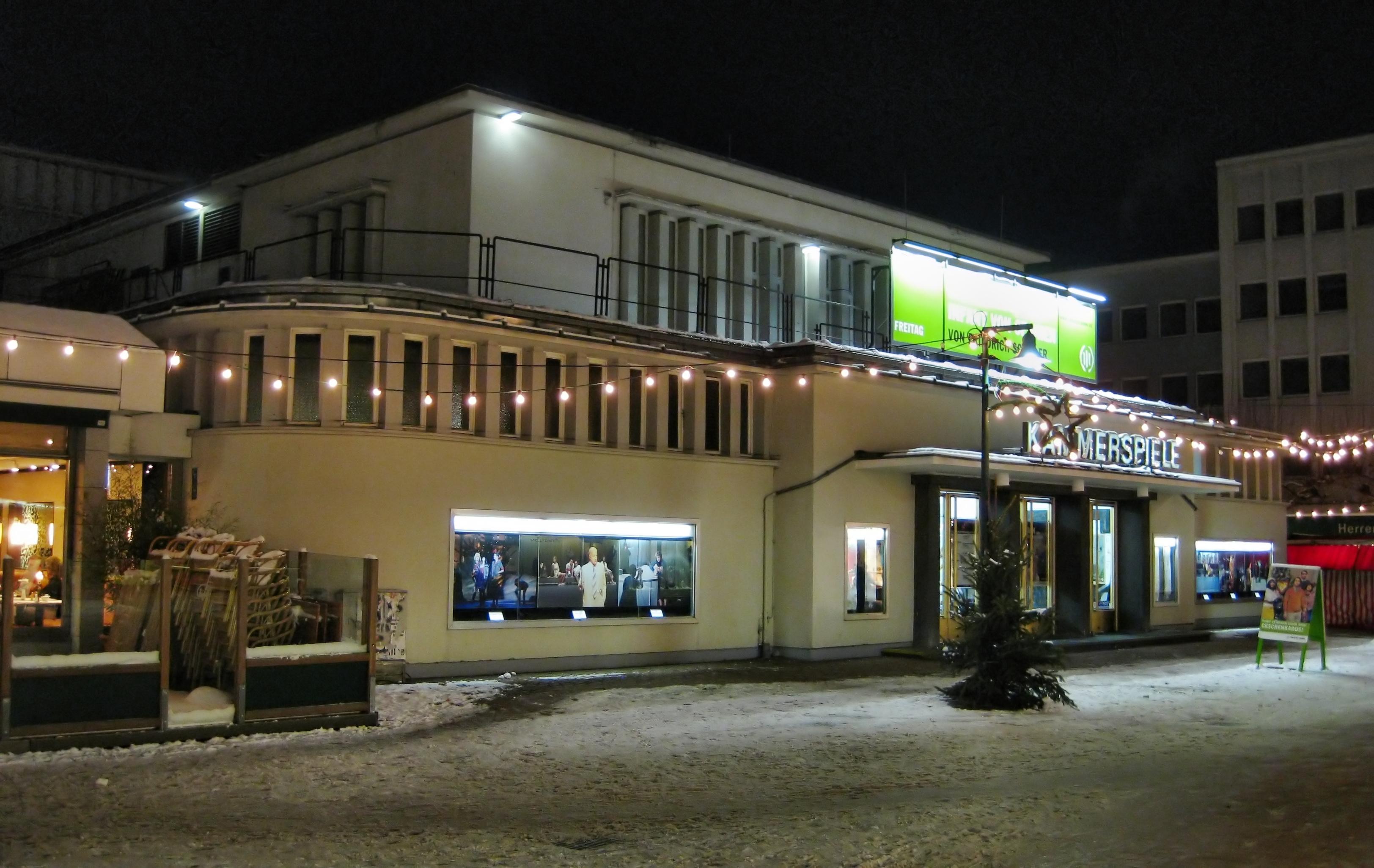 Kammerspiele: angeblich in den 50er Jahren als Stadttheater Bad Godesberg der erste Theaterneubau nach dem Krieg in