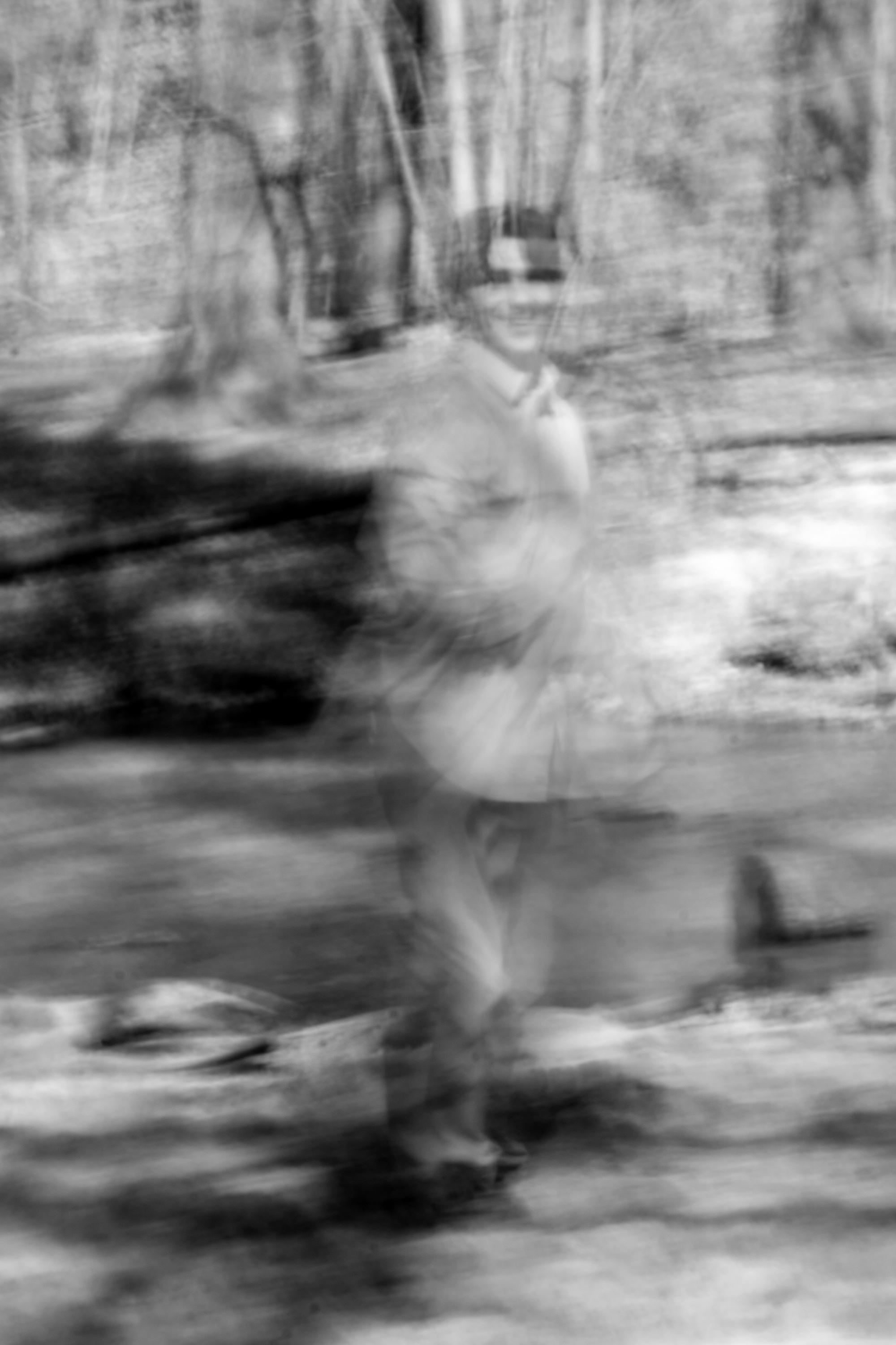 Simon Voitoux Puigrenier, Bachelor-3-Projekt „(W)hole“, Dresdner Heide, 2025