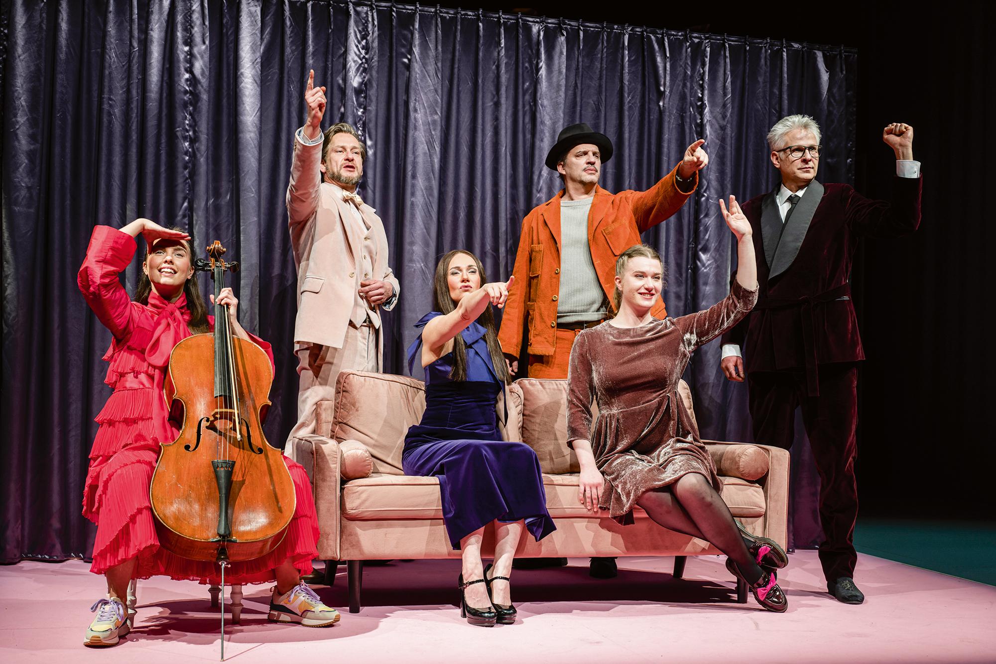 „Stützen der Gesellschaft“ von Henrik Ibsen in der Regie von Katja Langenbach am Theater Luzern
