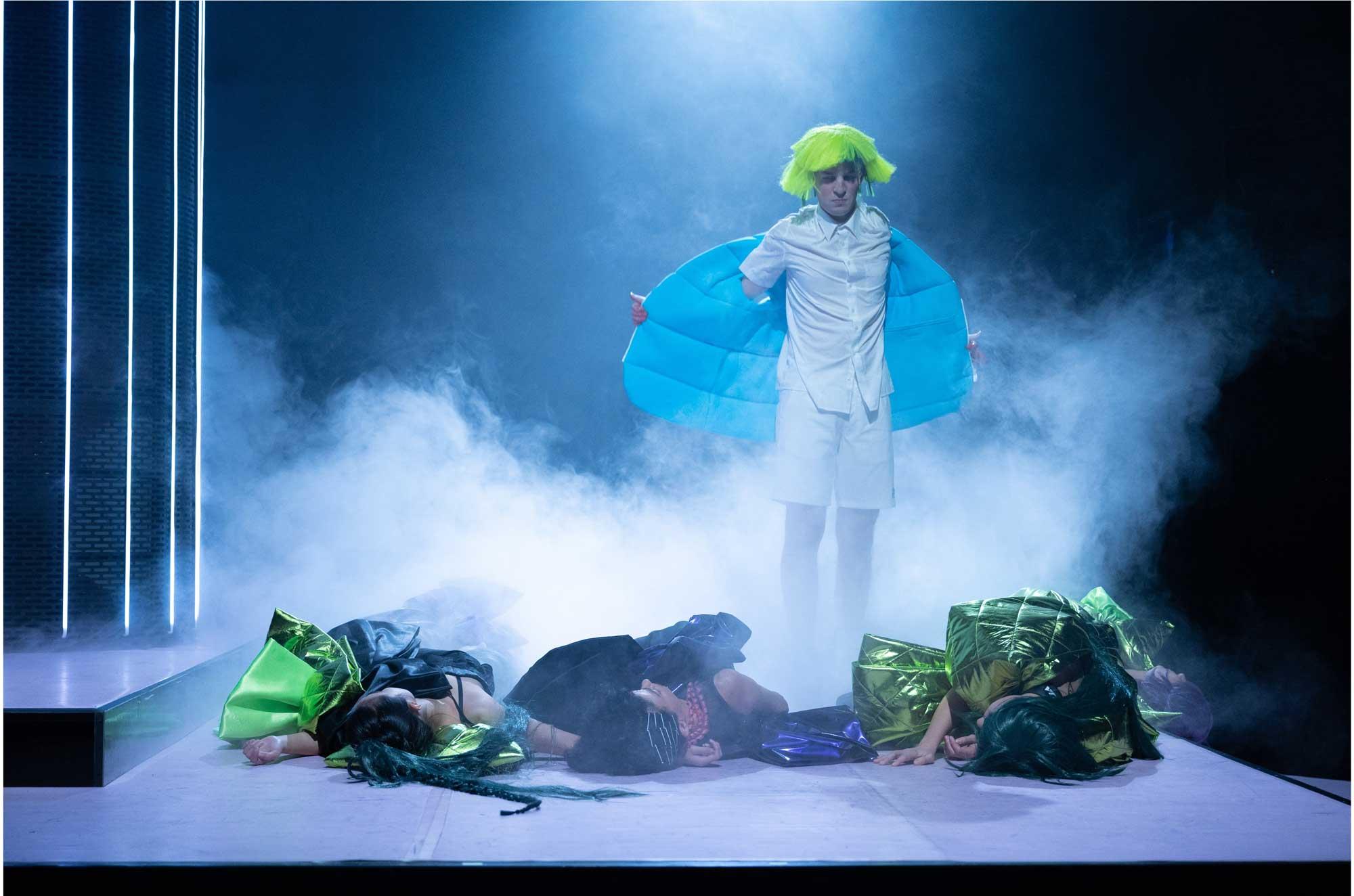 „Life can be so nice" von Anne Lepper in einer Inszenierung von Jessica Glause am Schauspiel Stuttgart.
