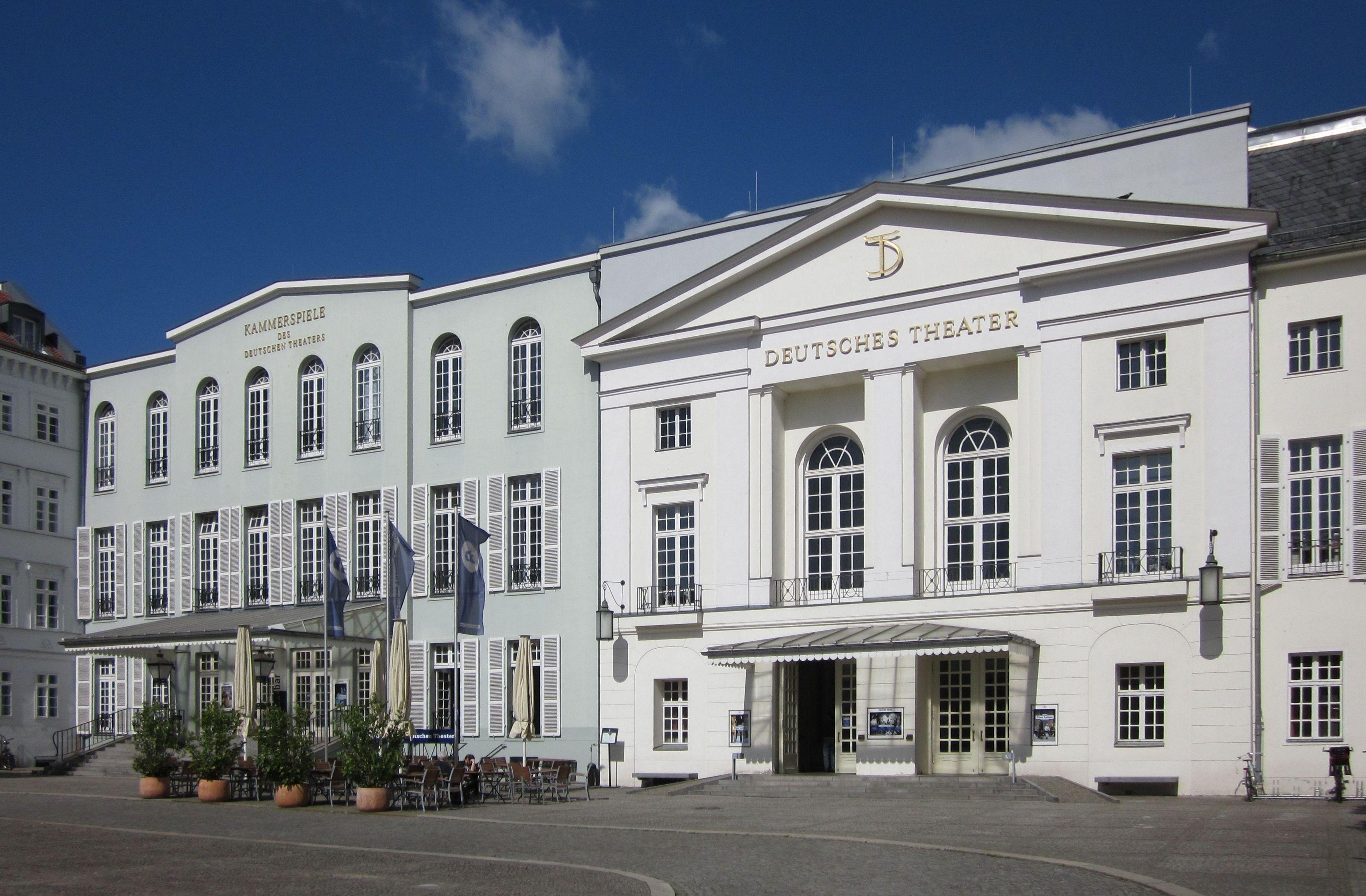 Das Deutsche Theater und die Kammerspiele in der Schumannstraße in Berlin-Mitte.