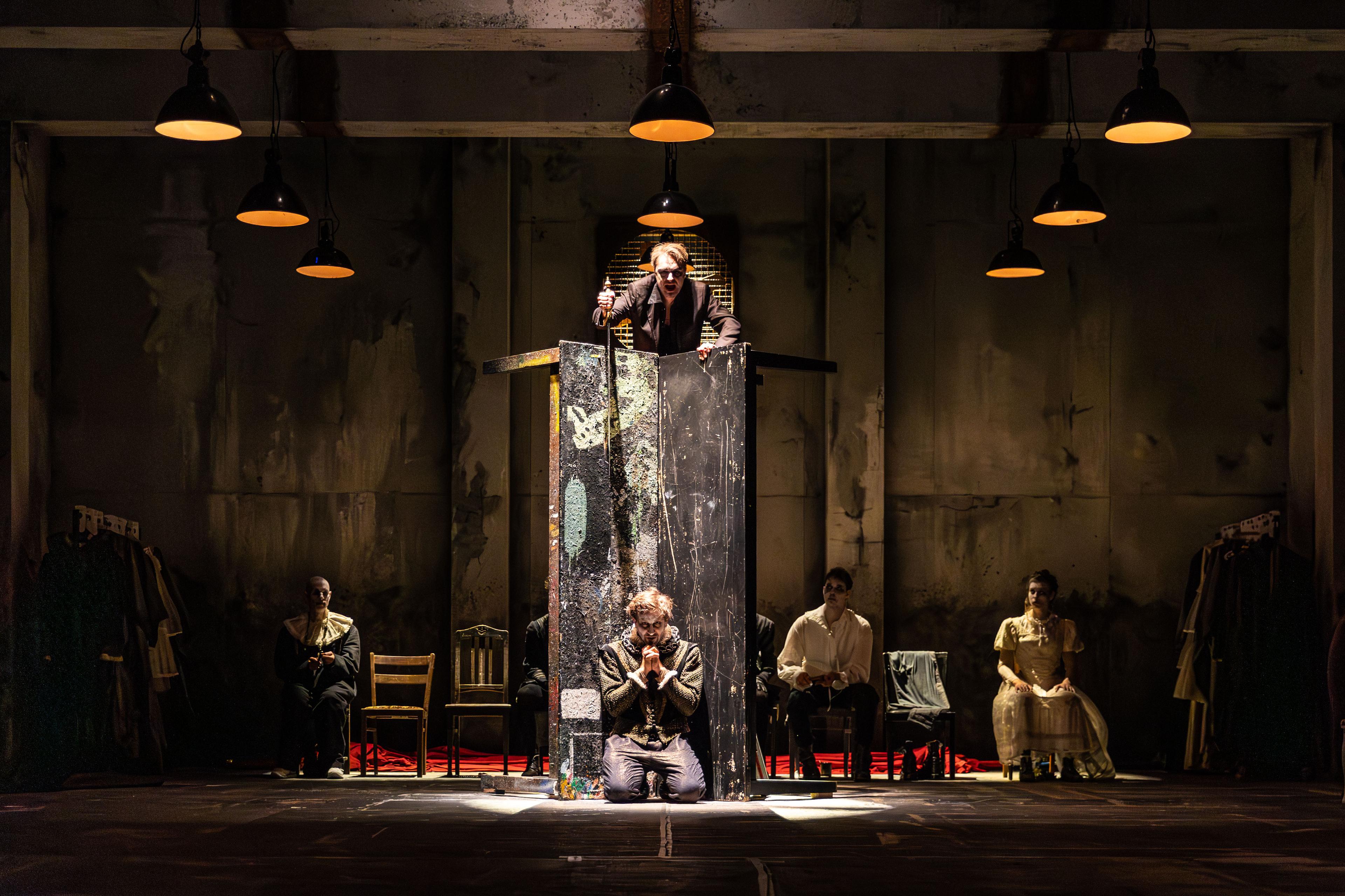 „Hamlet“ in der Regie von Andreas Kriegenburg am Staatstheater Meinigen. Foto Christina Iberl