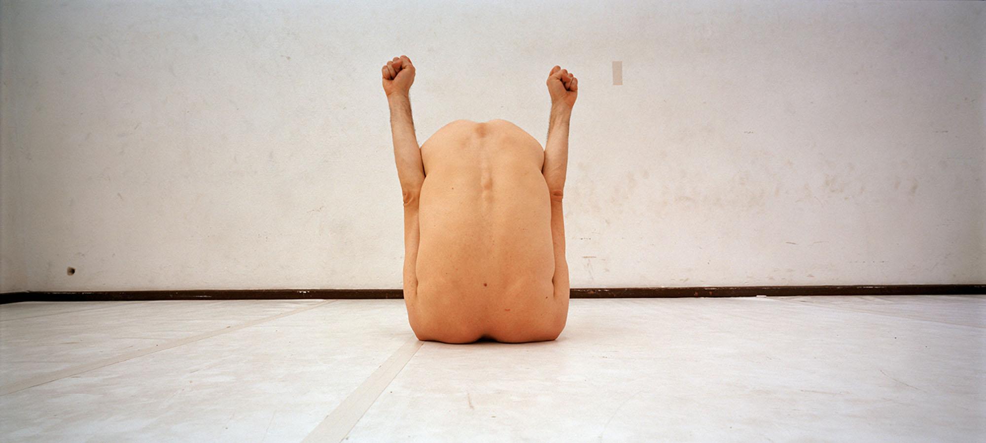 Xavier Le Roy, Self Unfinished, 1998