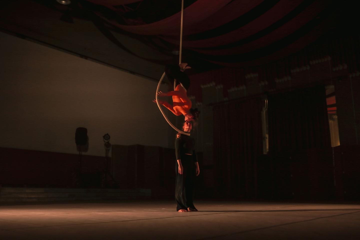 „How a spiral works“ von Art for Rainy Days beim CircusDanceFestival in Köln. Foto Jevgenija Cholodova