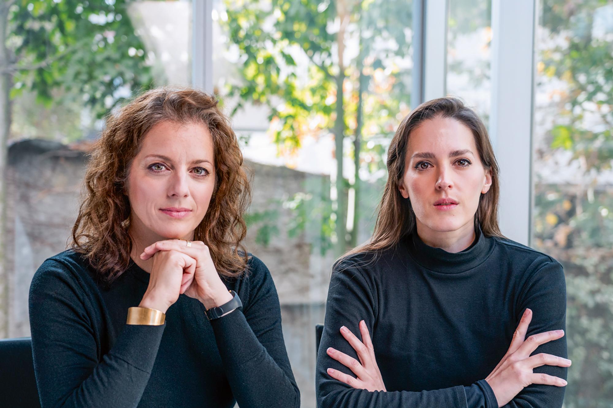 Verena Lehmkuhl, Institutsleitung, und Amalia Kassai, zuständig für Kulturprogramm Goethe-Institut Chile