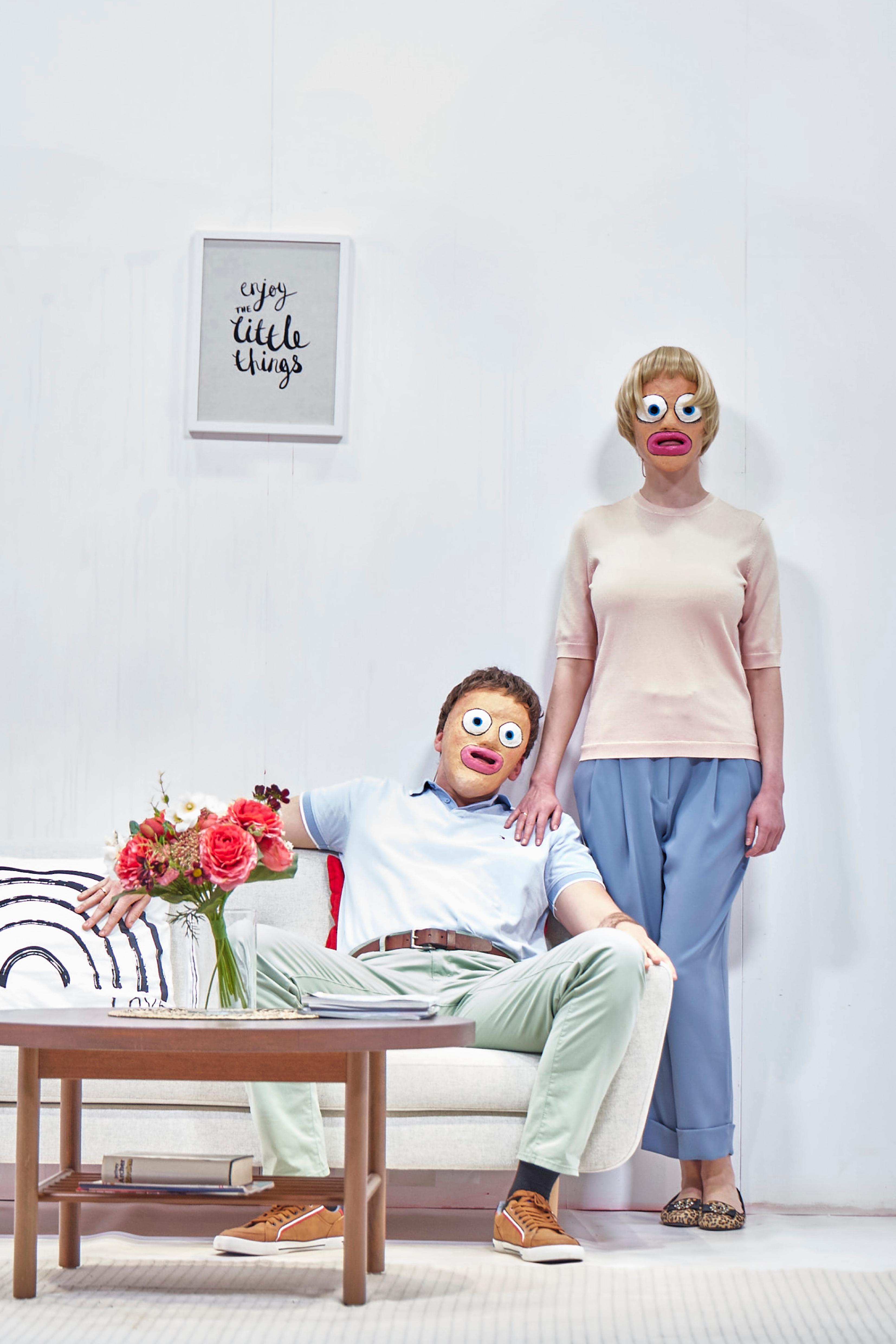 Elias Eilinghoff und Bettina Lieder in „Szenen einer Ehe“ am Volkstheater Wien.