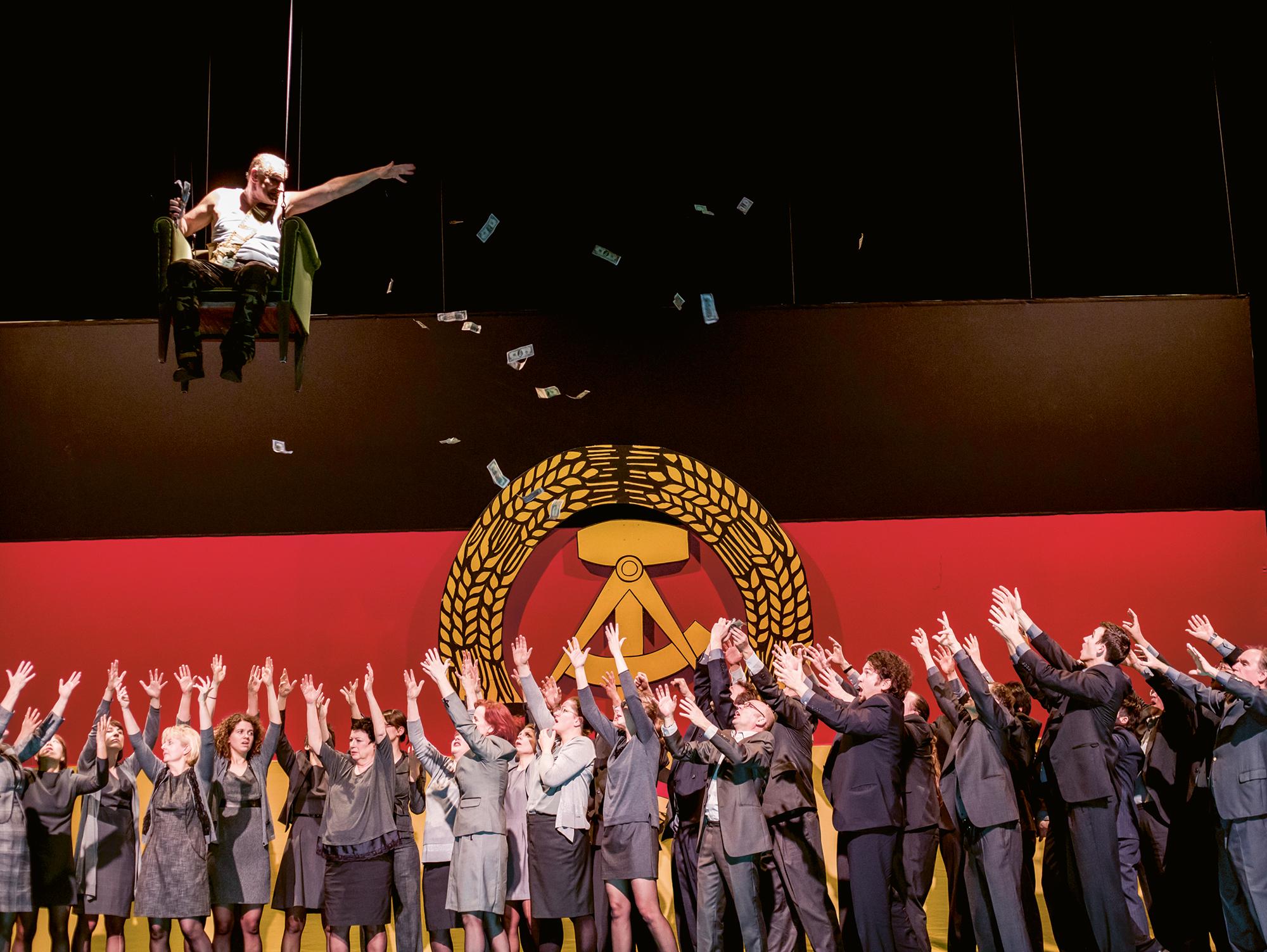 »Abends am Fluss/Hochwasser«, Musikalische Leitung Johannes Harneit, Regie Peter Konwitschny, 2014/15