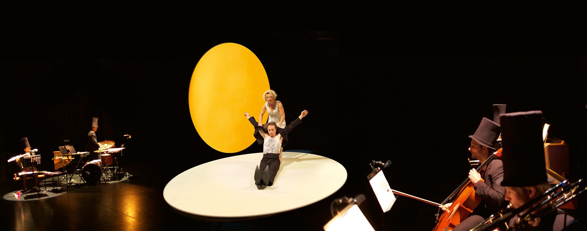 Ente, Tod und Tulpe (2011) · ensemble KONTRASTE, Christine Janner, Christof Lappler, Foto: Wolfgang Keller