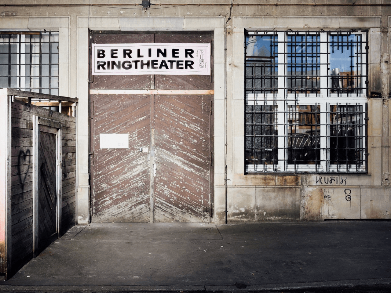 Berliner Ringtheater Foto: Toni Petraschk