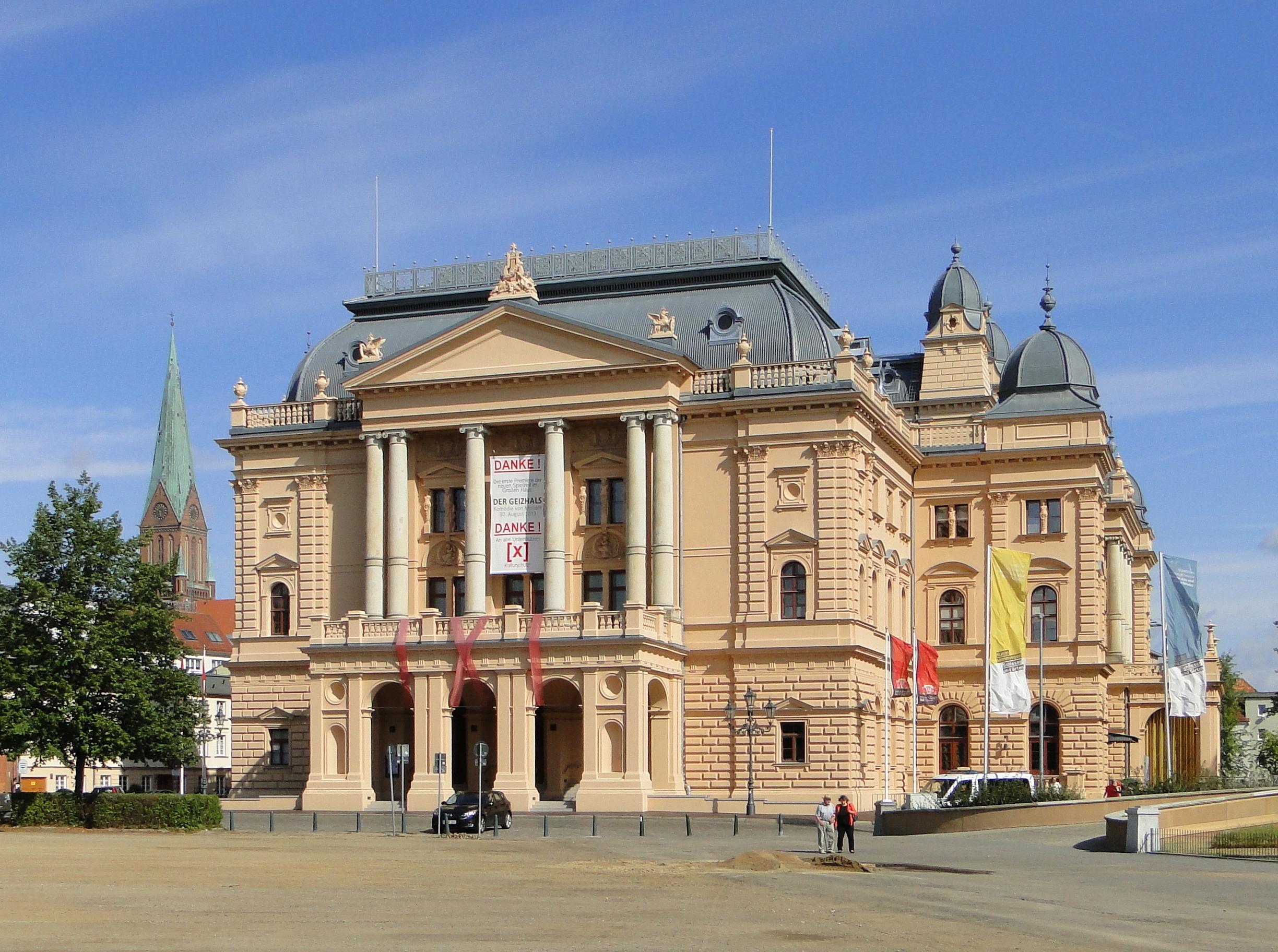Mecklenburgisches Staatstheater in Schwerin, Mecklenburg-Vorpommern, Deutschland