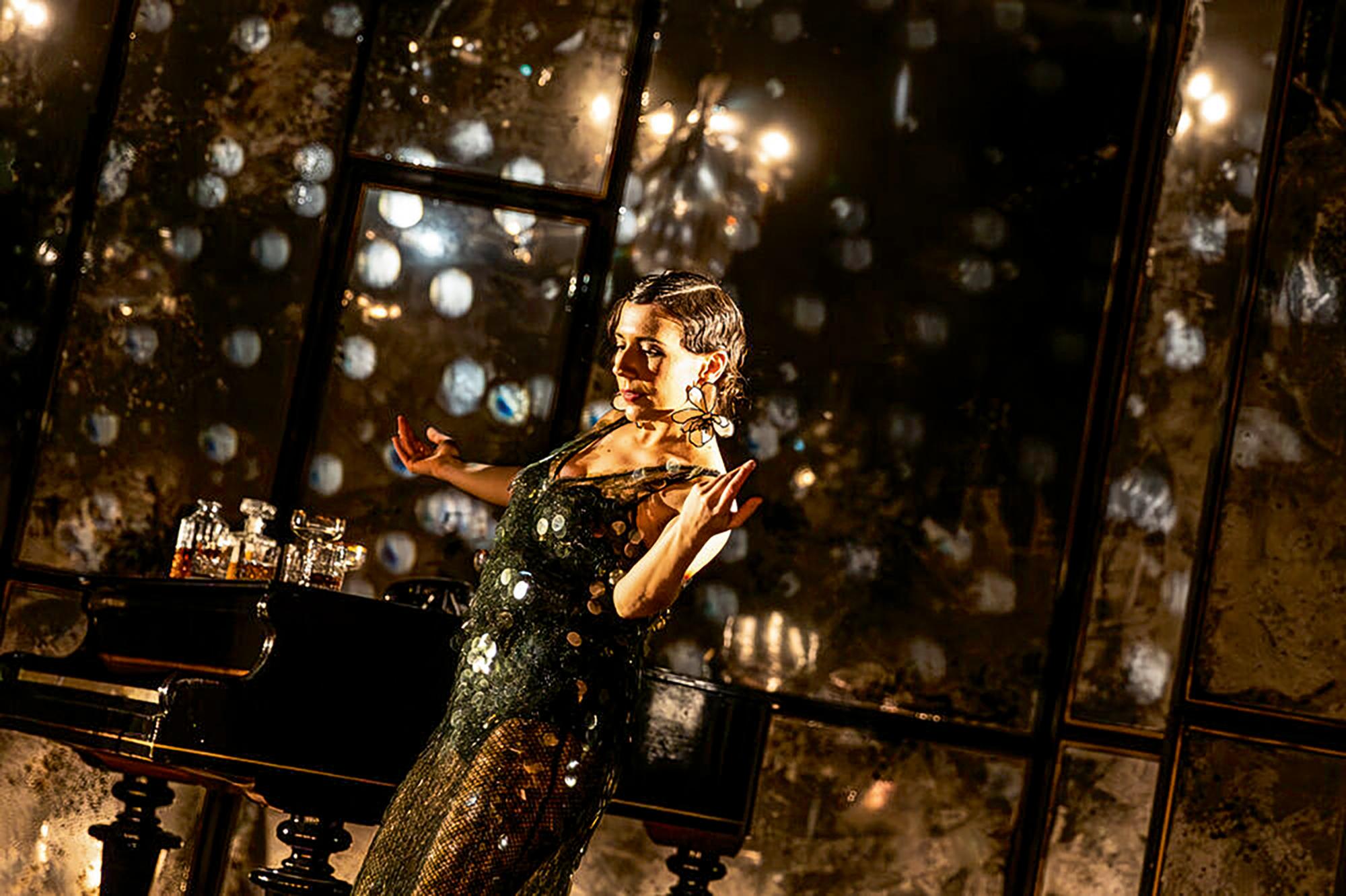 „Der große Gatsby“, Schauspiel von Rebekka Kricheldorf nach F. Scott Fitzgerald. Regie Dominique Schnizer am Staatstheater Meiningen