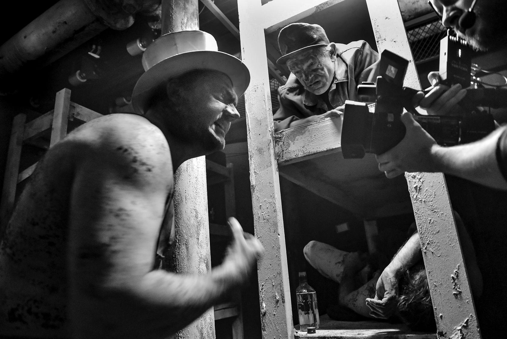 Szene Der haarige Affe, Regie: Frank Castorf, Deutsches Schauspielhaus Hamburg 2018