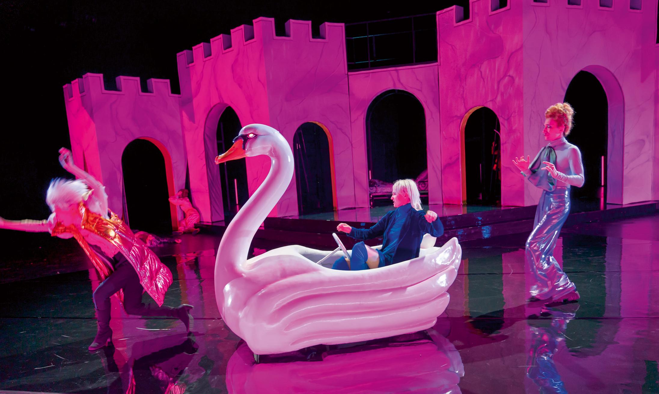 „Richard Drei“ in der Regie von Pınar Karabulut am Schauspiel Köln.