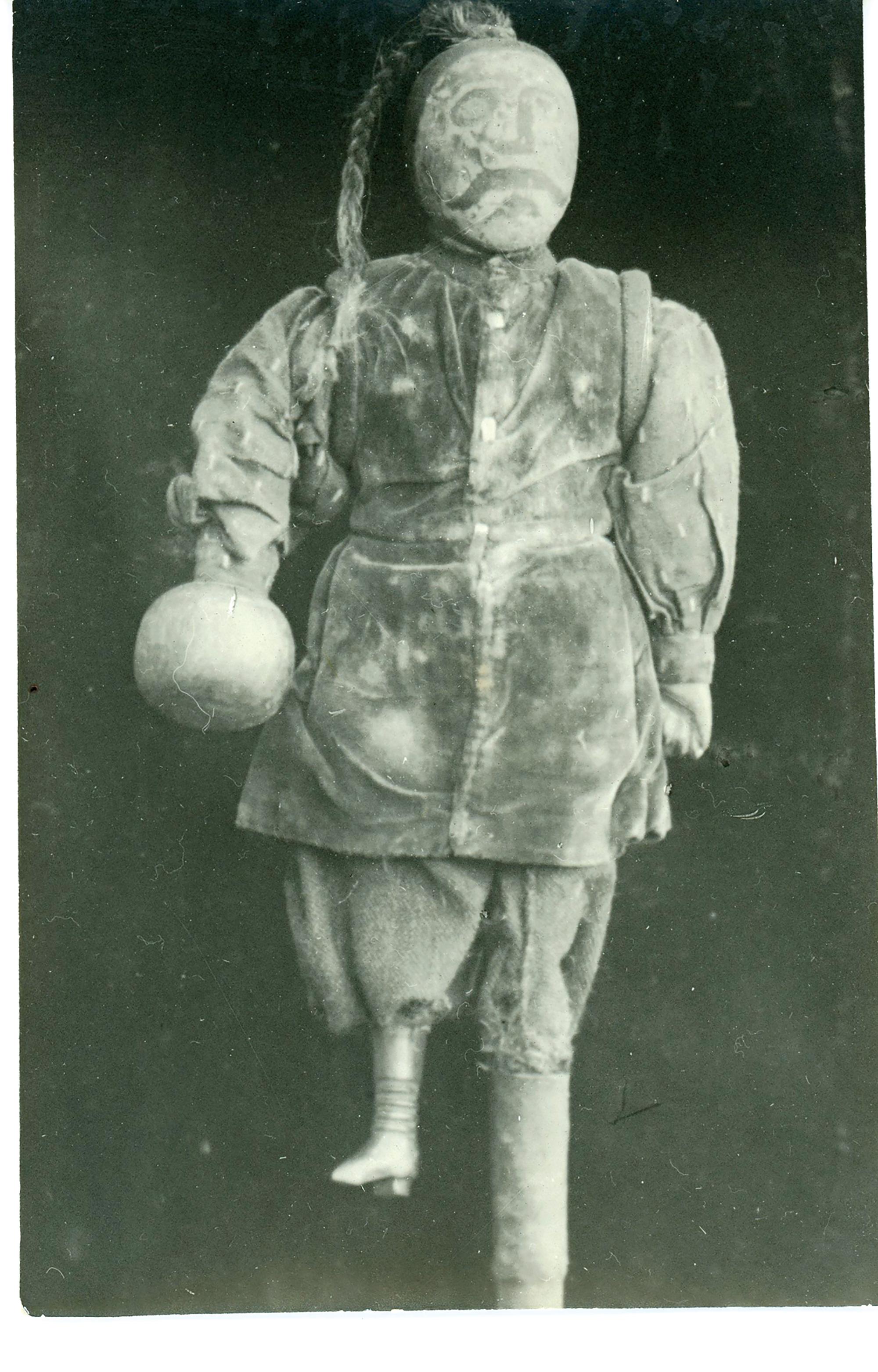 Kosakenpuppe aus dem Khorolskyj-Vertep, Region Poltawa, um 1900.