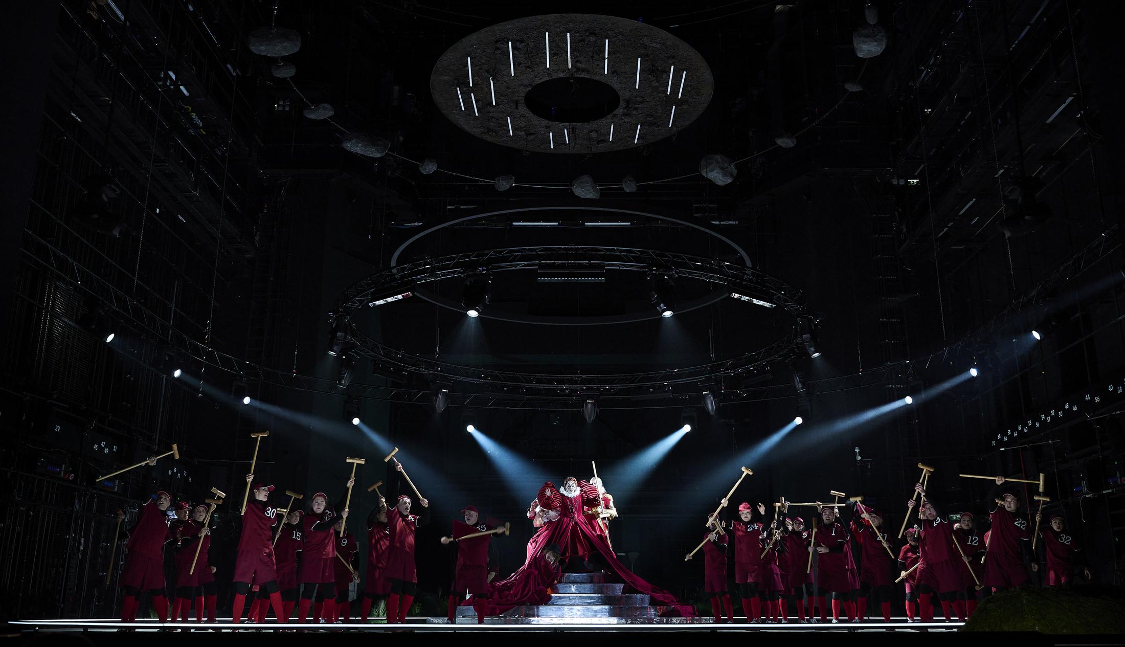 „Alice in Wonderland“ von Unsuk Chin im MusikTheater an der Wien, Regie Elisabeth Stöppler. Foto Matthias Baus