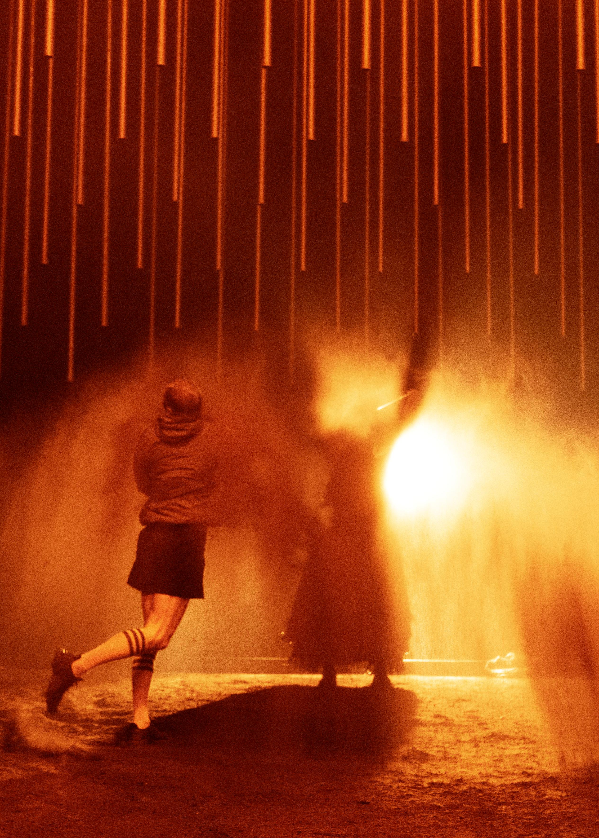 Eine völlig verrohte Gesellschaft? Jette Steckel inszeniert „Das große Heft“ von Agota Kristóf am Schauspielhaus Bochum.